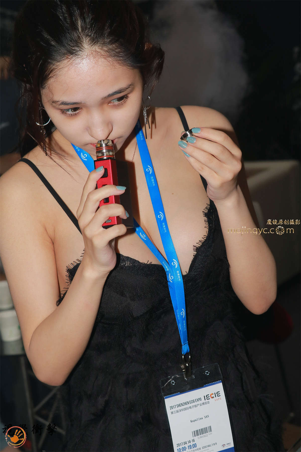 天然 童颜巨乳-日更街拍