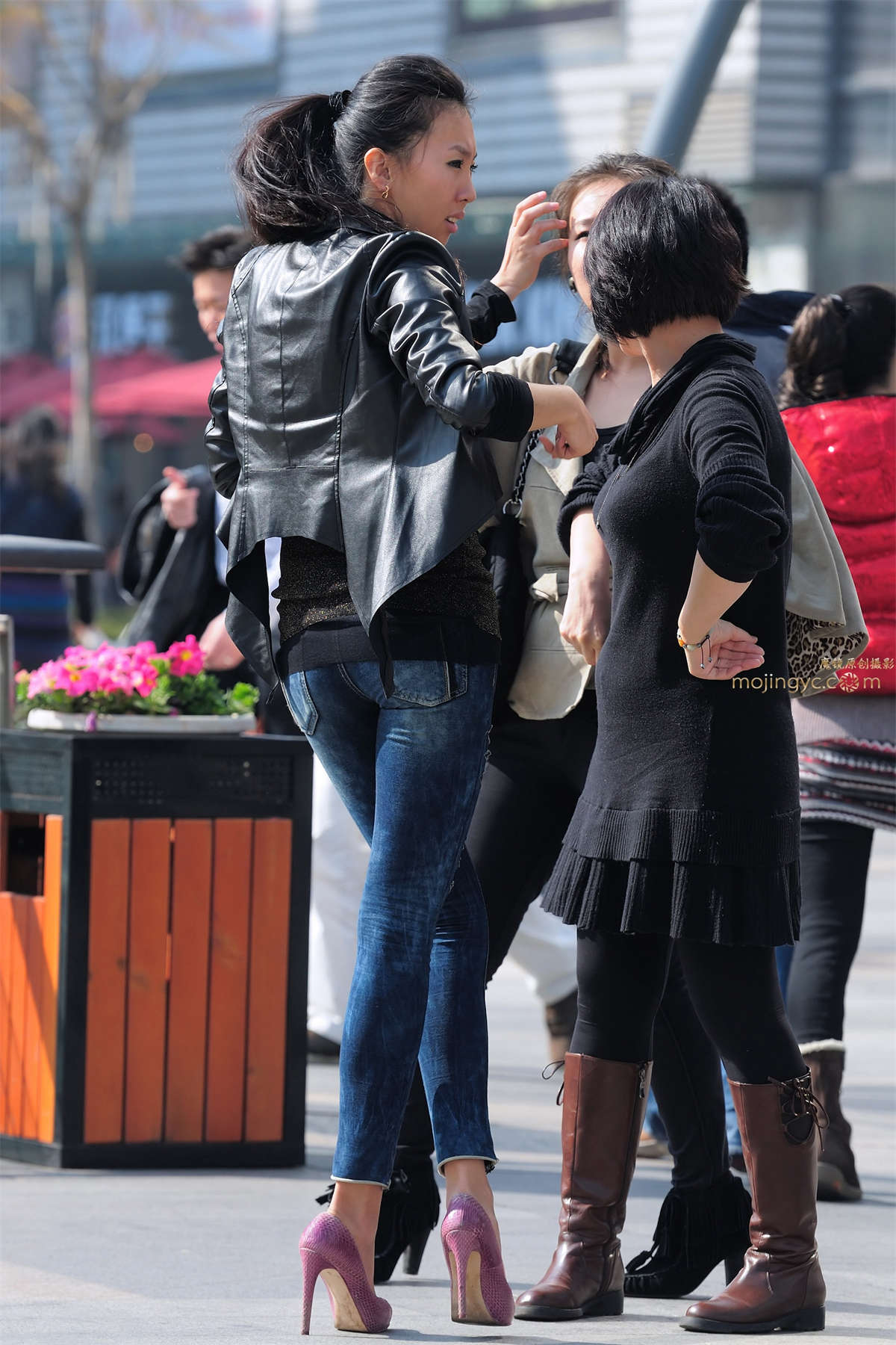 图片[2]-紧身牛仔裤，高跟-日更街拍