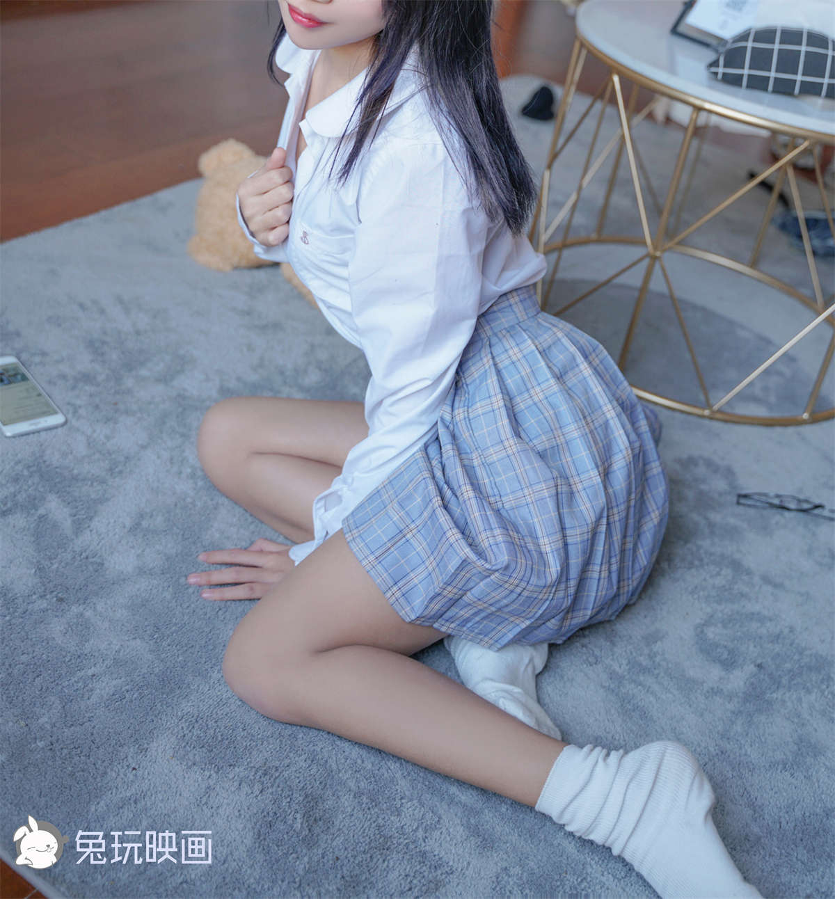 兔玩映画 B92.004 果腿制服裙-日更街拍