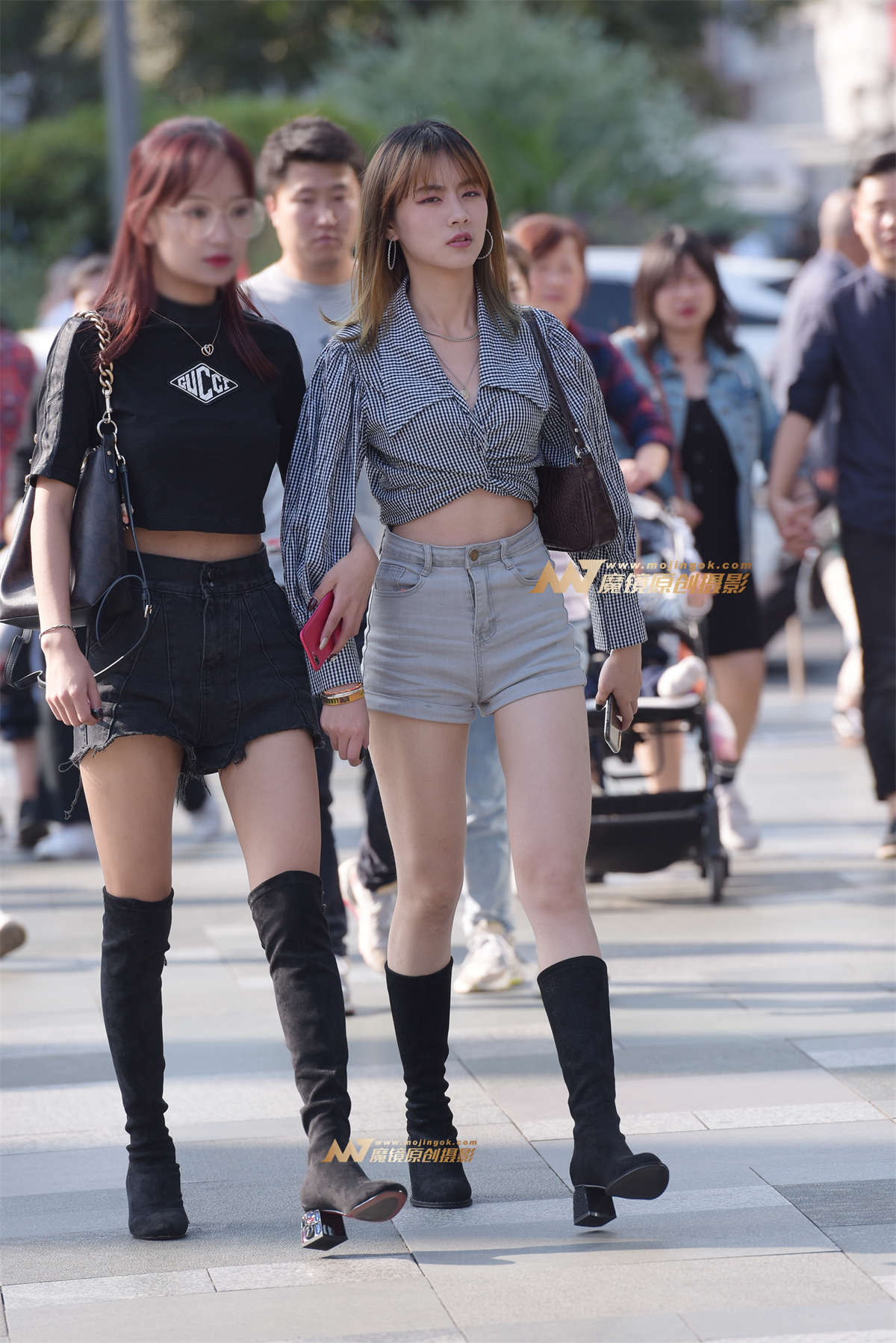 热裤美女-日更街拍