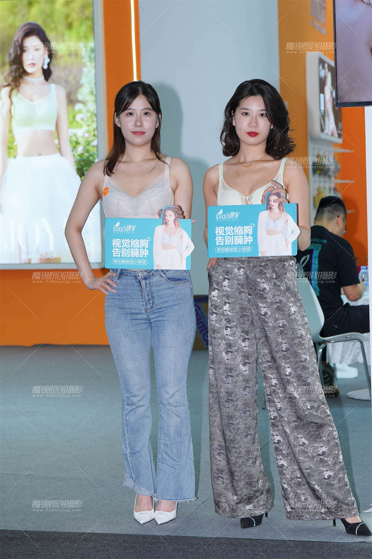 图片[2]-紧牛美眉-日更街拍