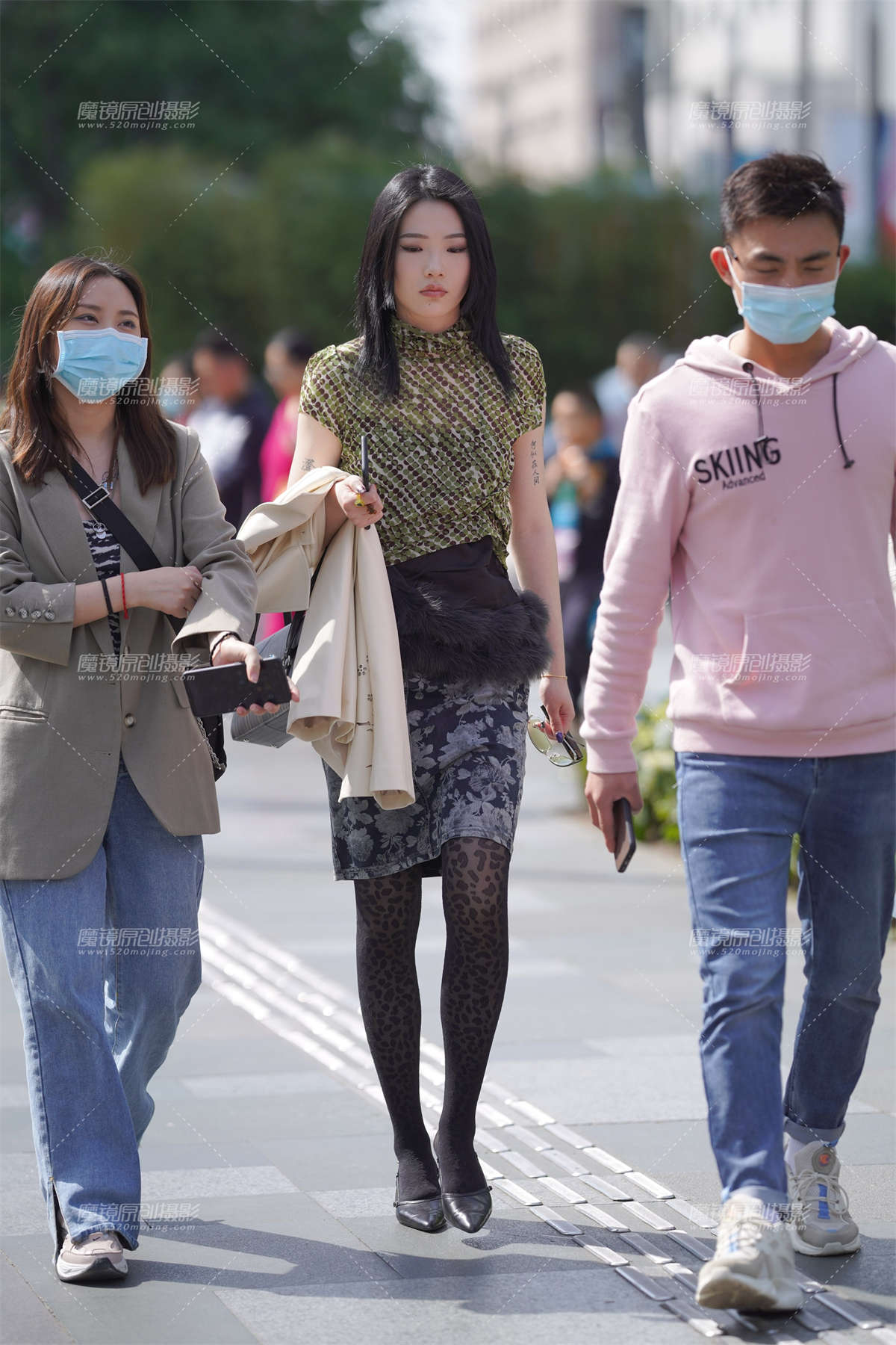 个性丝袜-日更街拍