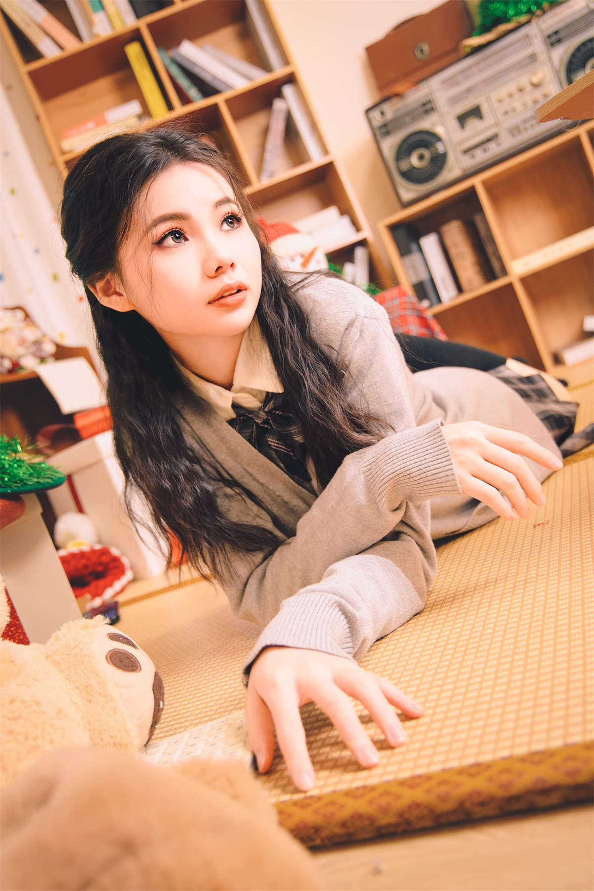 YITUYU艺图语 2023.12.07 圣诞JK 阿婧想早睡插图1