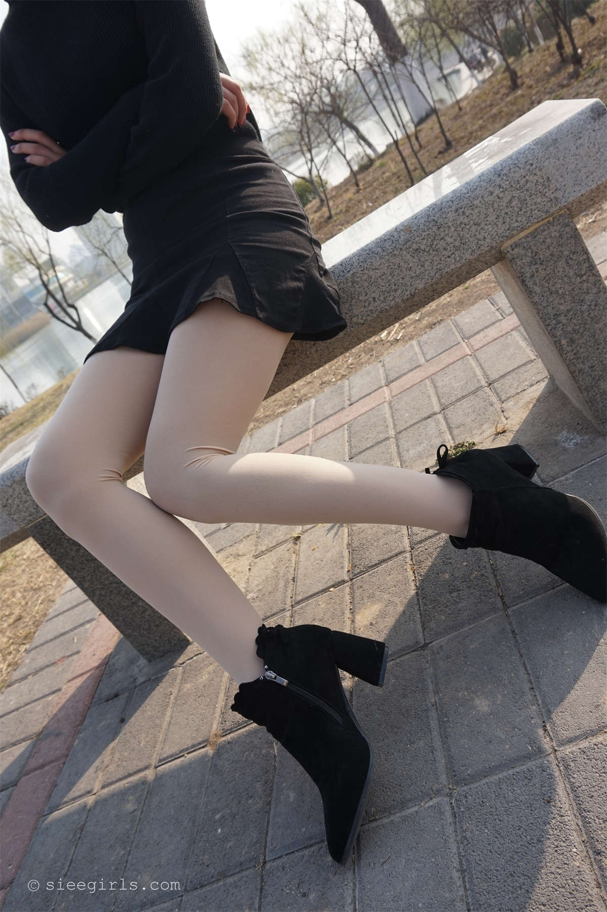 SIEE丝意新刊 NO.054 安安 惬意-日更街拍