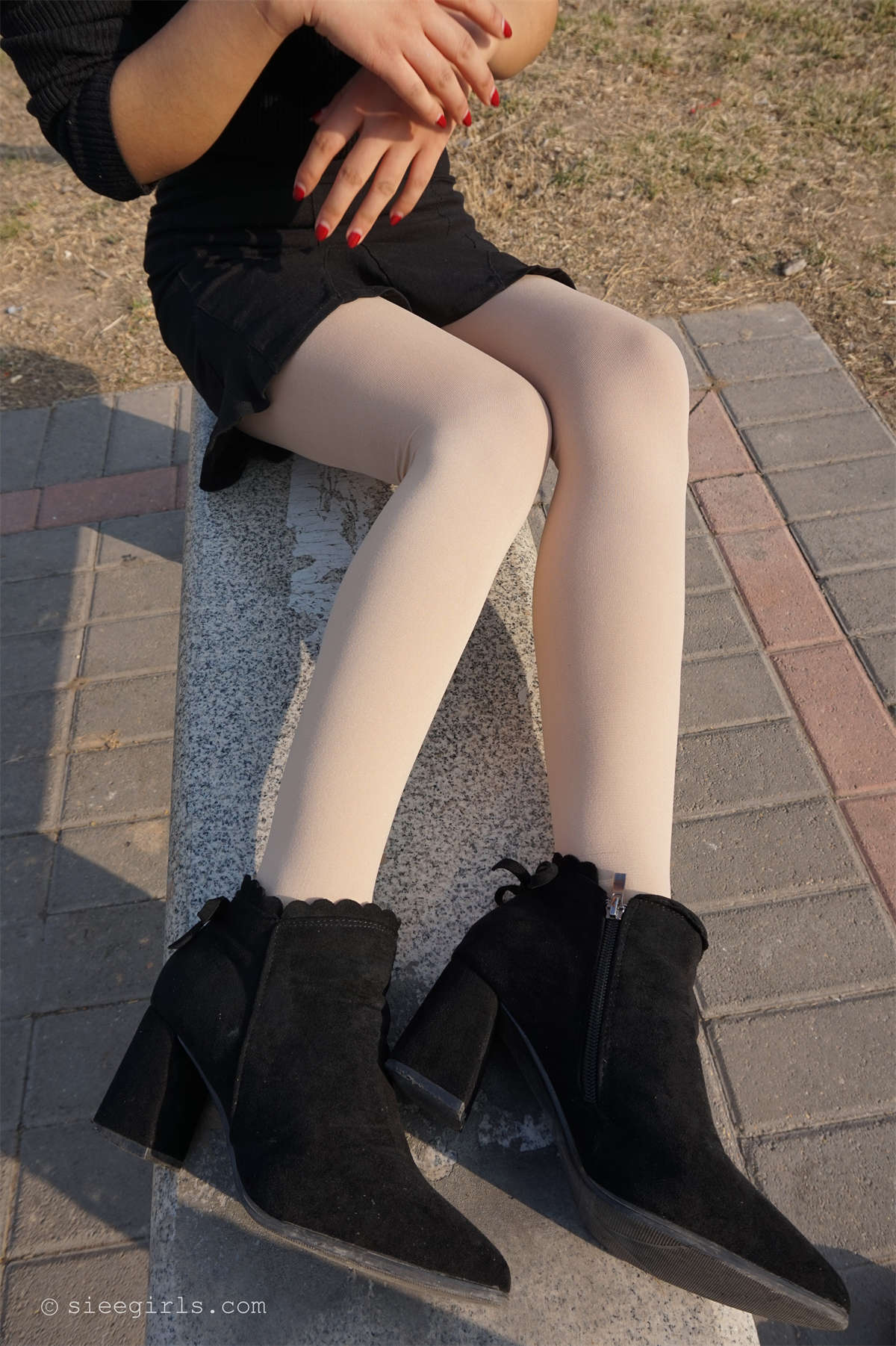 图片[2]-SIEE丝意新刊 NO.054 安安 惬意-日更街拍