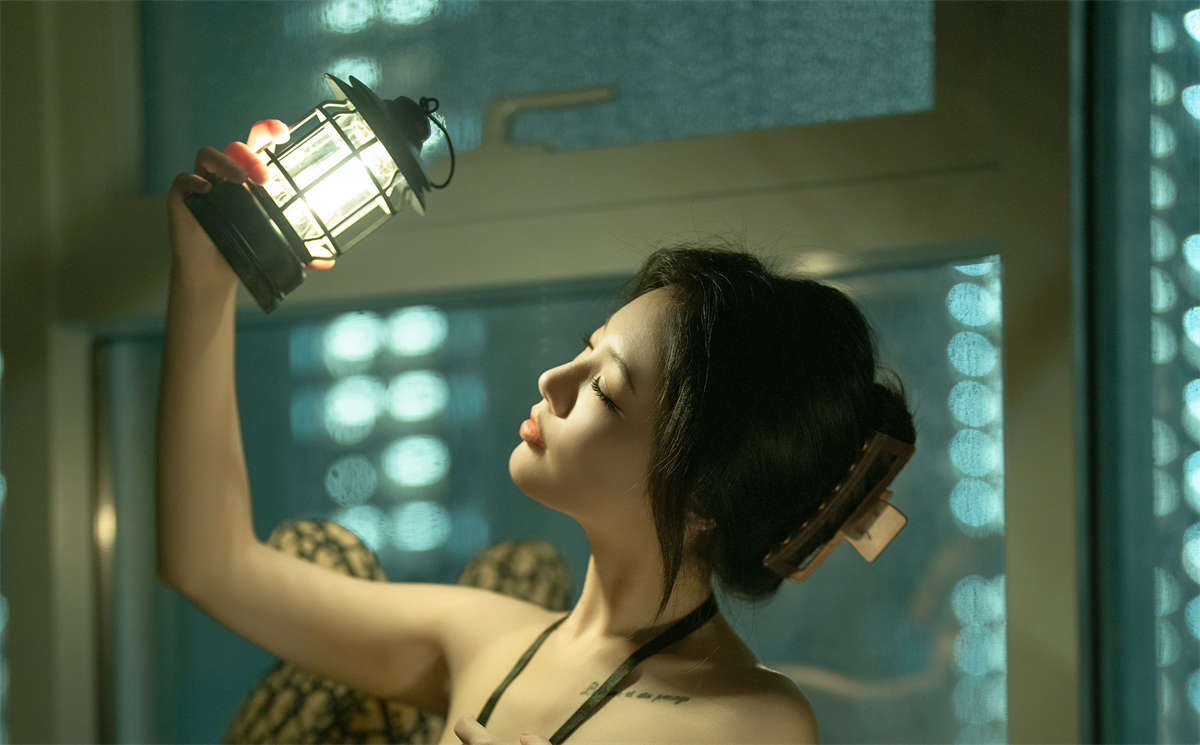 图片[2]-桃良阿宅 停车场-日更街拍