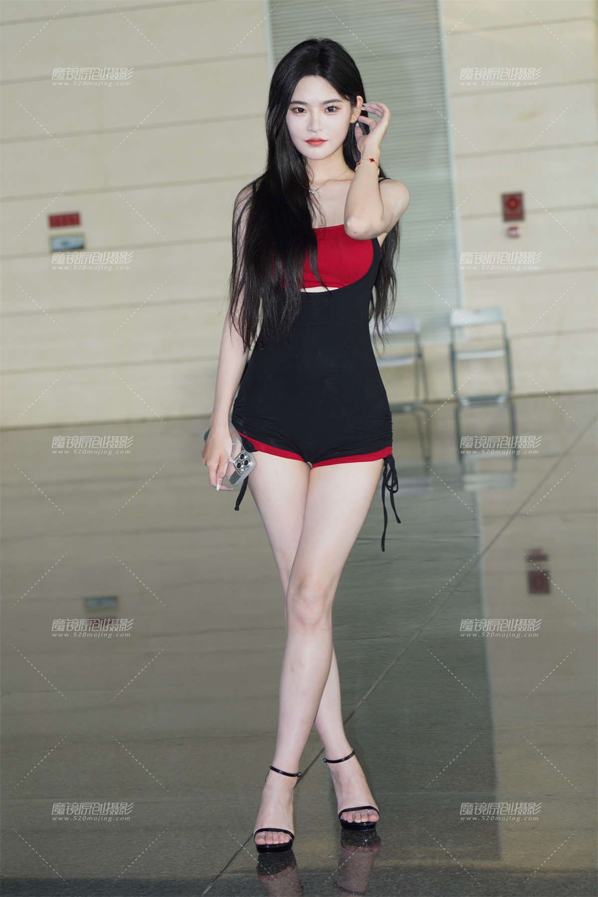 图片[2]-美腿小姐姐-日更街拍