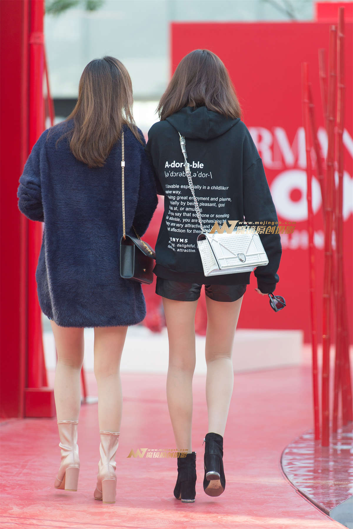 图片[2]-高挑漂亮两姐妹-日更街拍