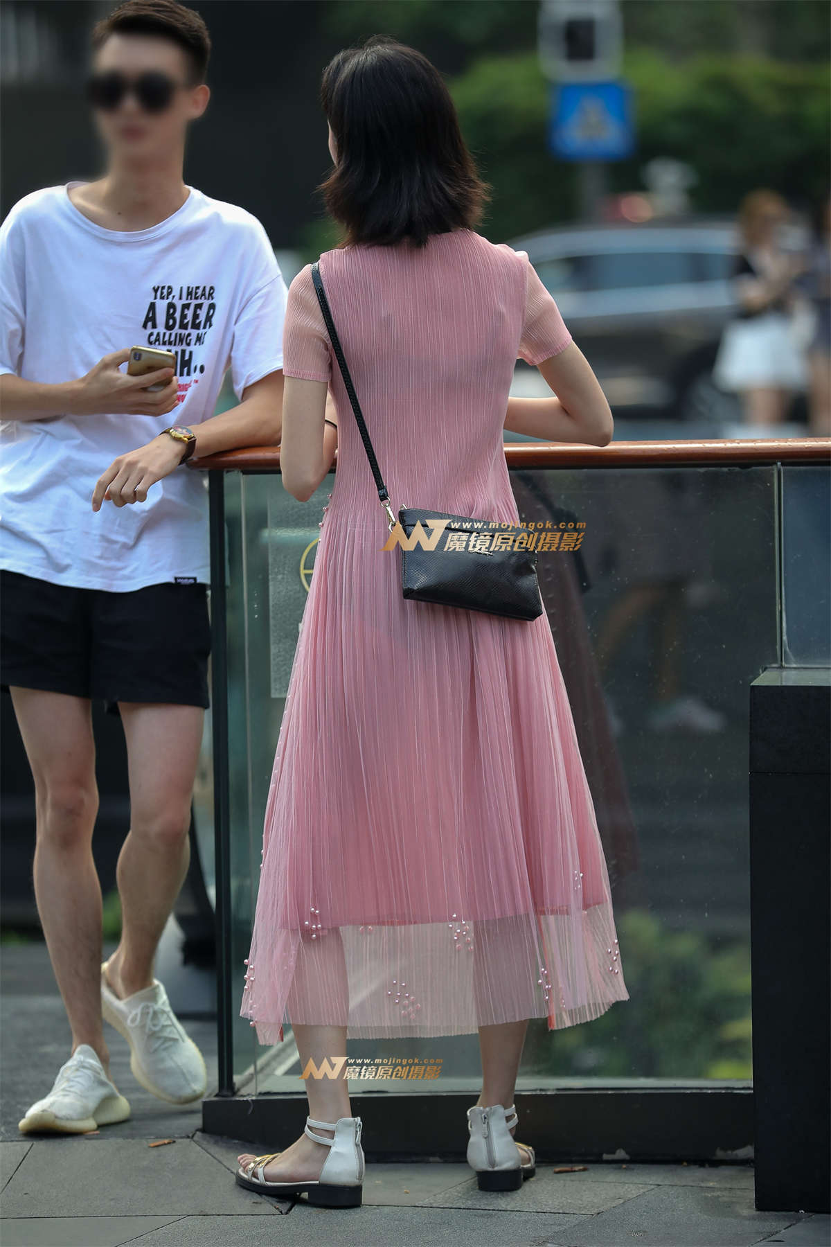 图片[2]-【凯恩赛贴】迷人甜美的高挑长裙美女-日更街拍