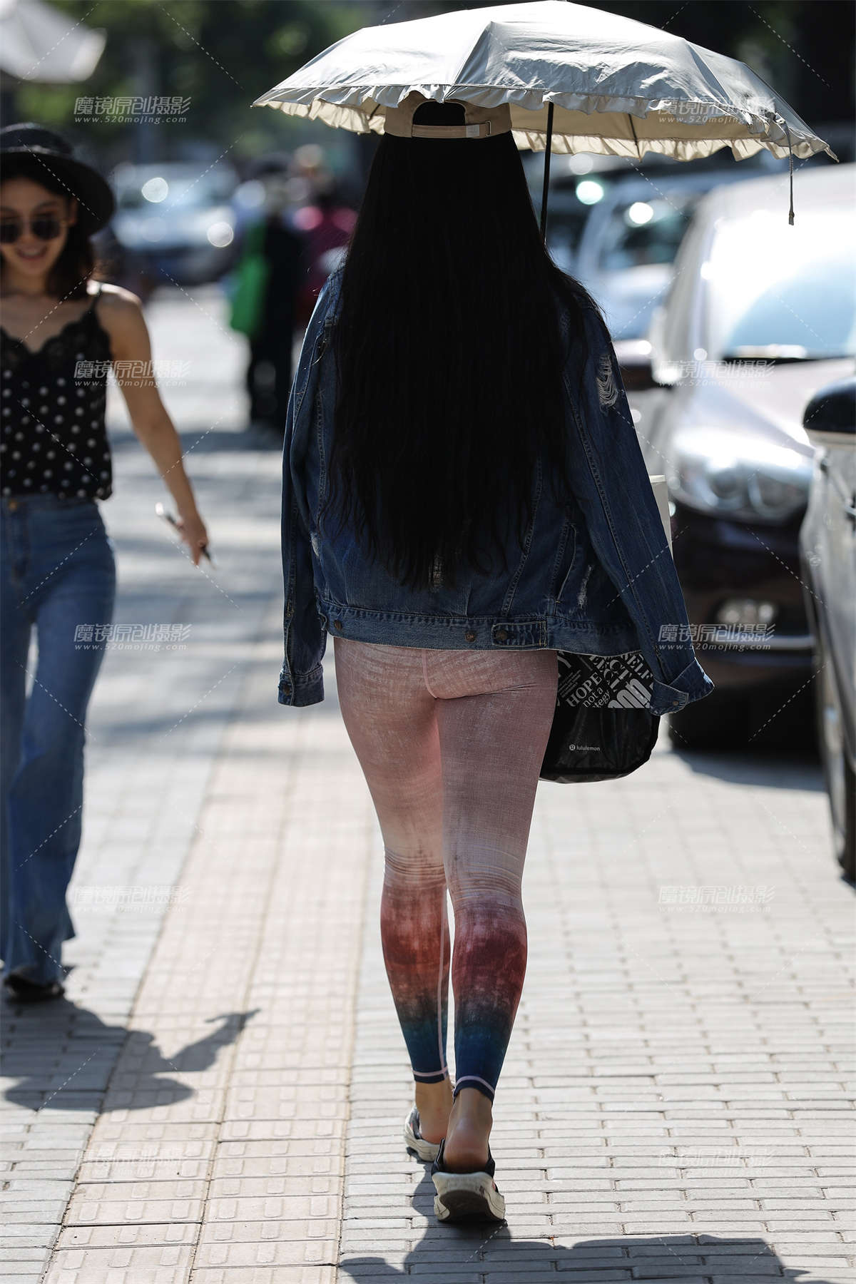 图片[2]-【小默赛帖】第1401篇★紧身裤美女★-日更街拍