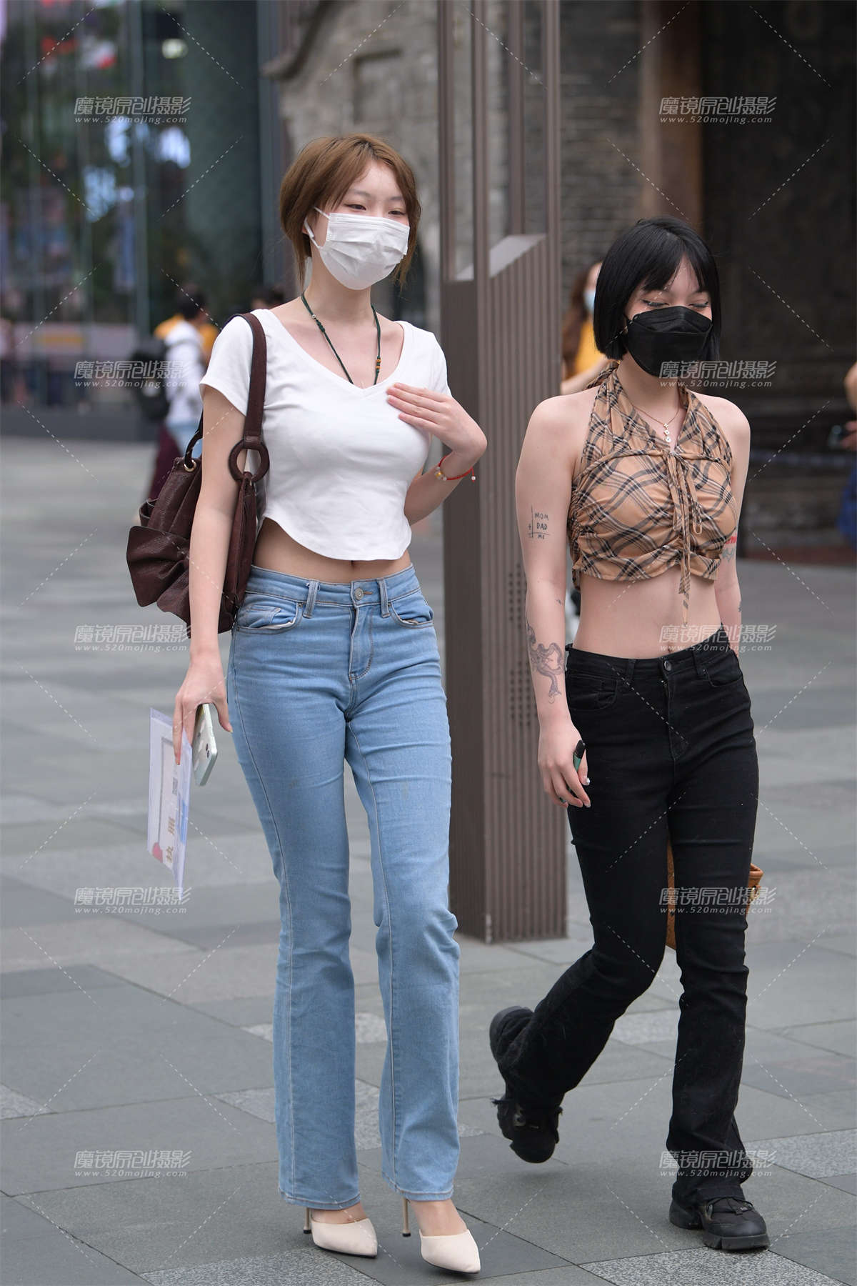 搭讪紧牛小姐姐-日更街拍