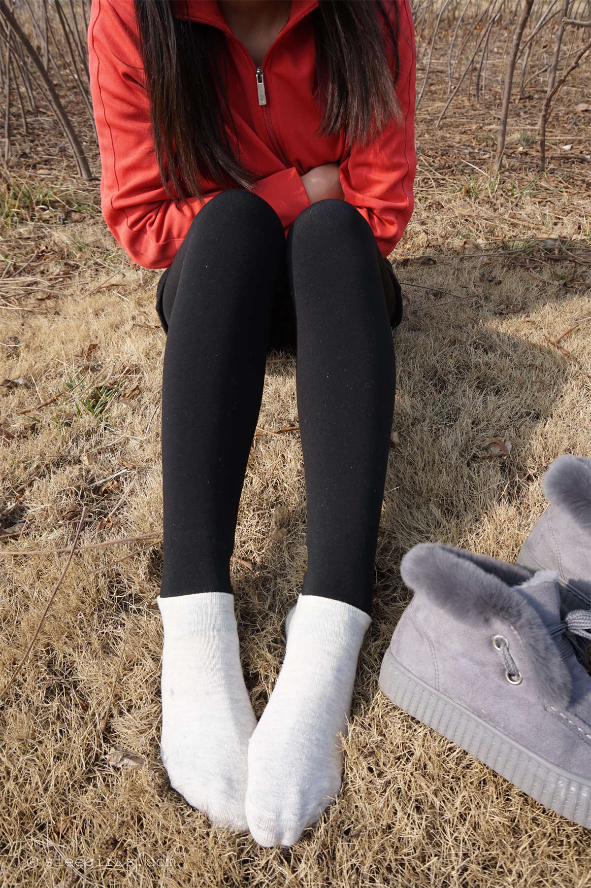 图片[2]-SIEE丝意新刊 NO.057 琦琦 若有所思-日更街拍