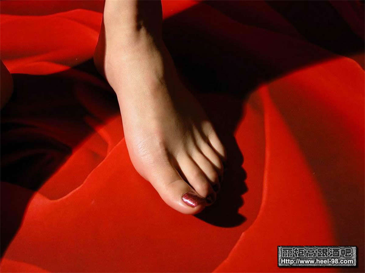 Ligui丽柜 2003 Nude Foots 美足系列上-日更街拍