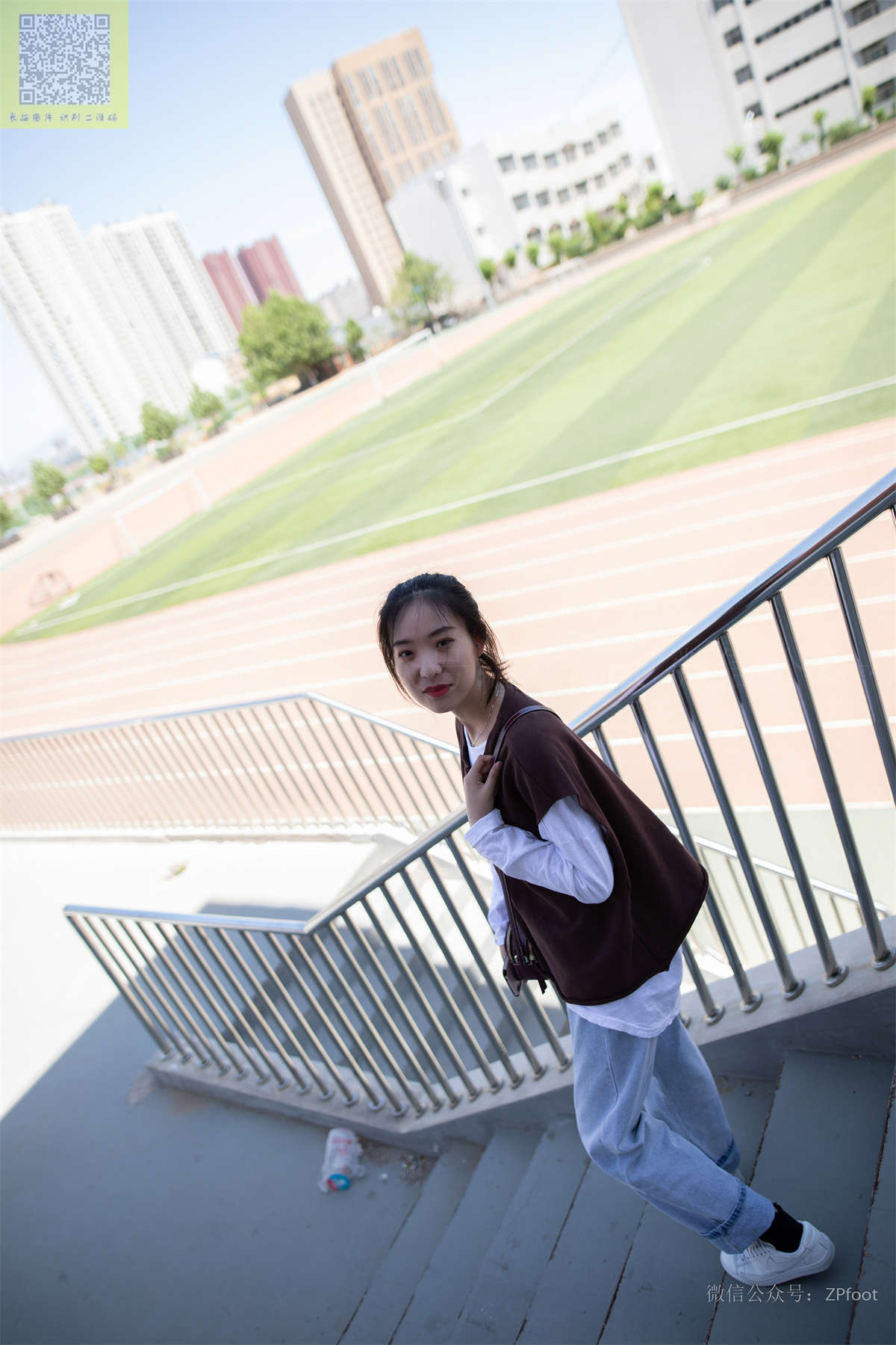 图片[2]-LSS山茶摄影 NO.152 鑫鑫裤里丝-日更街拍