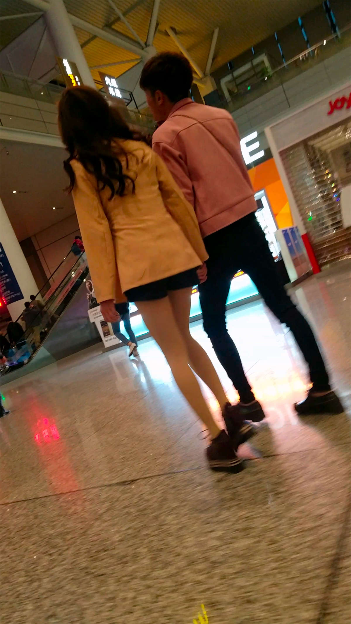 图片[2]-秀街拍美女-日更街拍