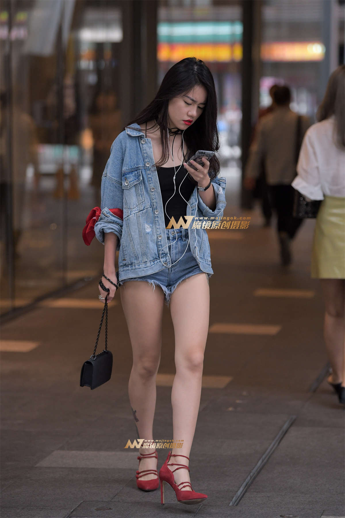 【凯恩赛贴】牛仔辣妹-日更街拍