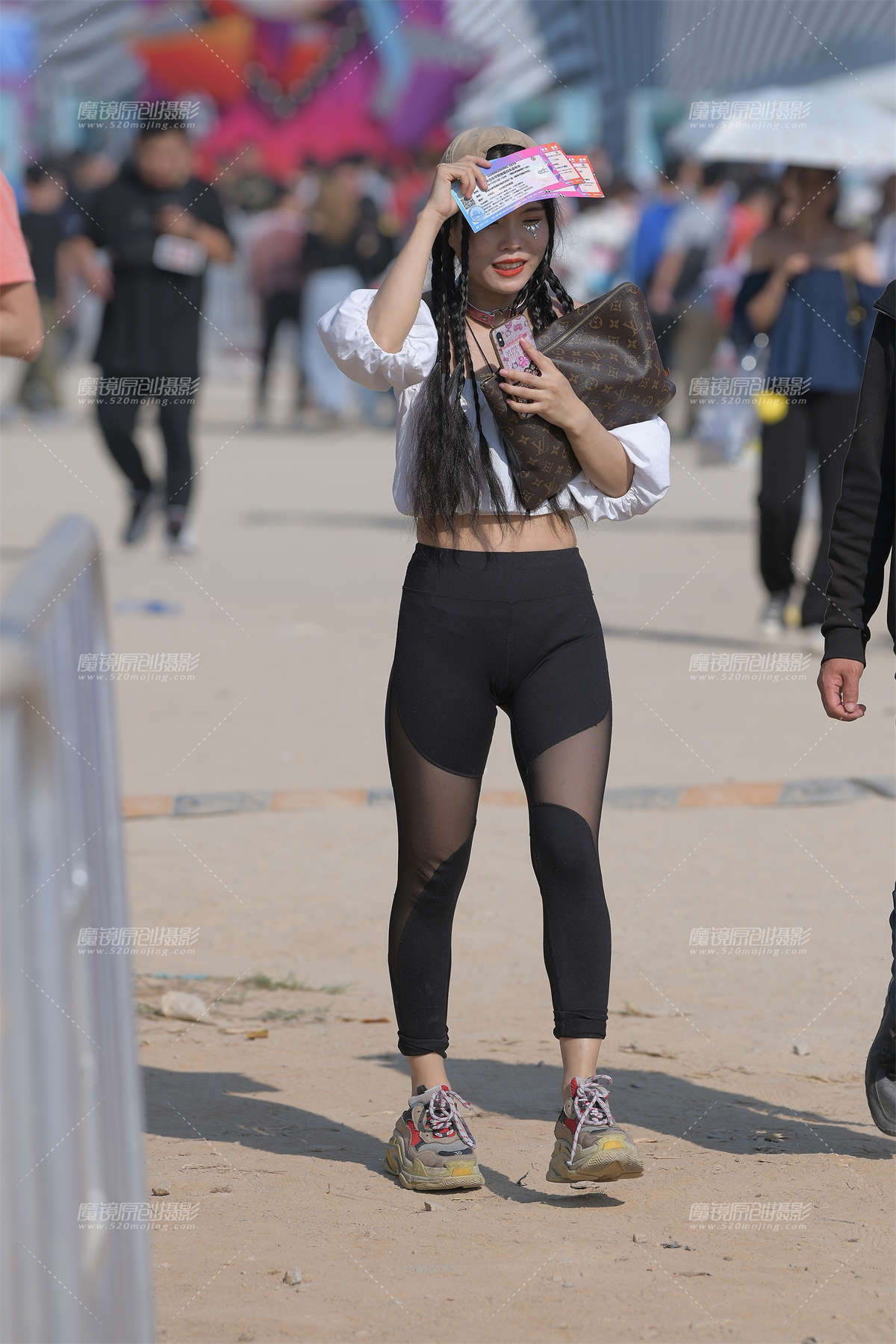 【视觉冲击赛贴】穿紧身裤的小妹，-日更街拍