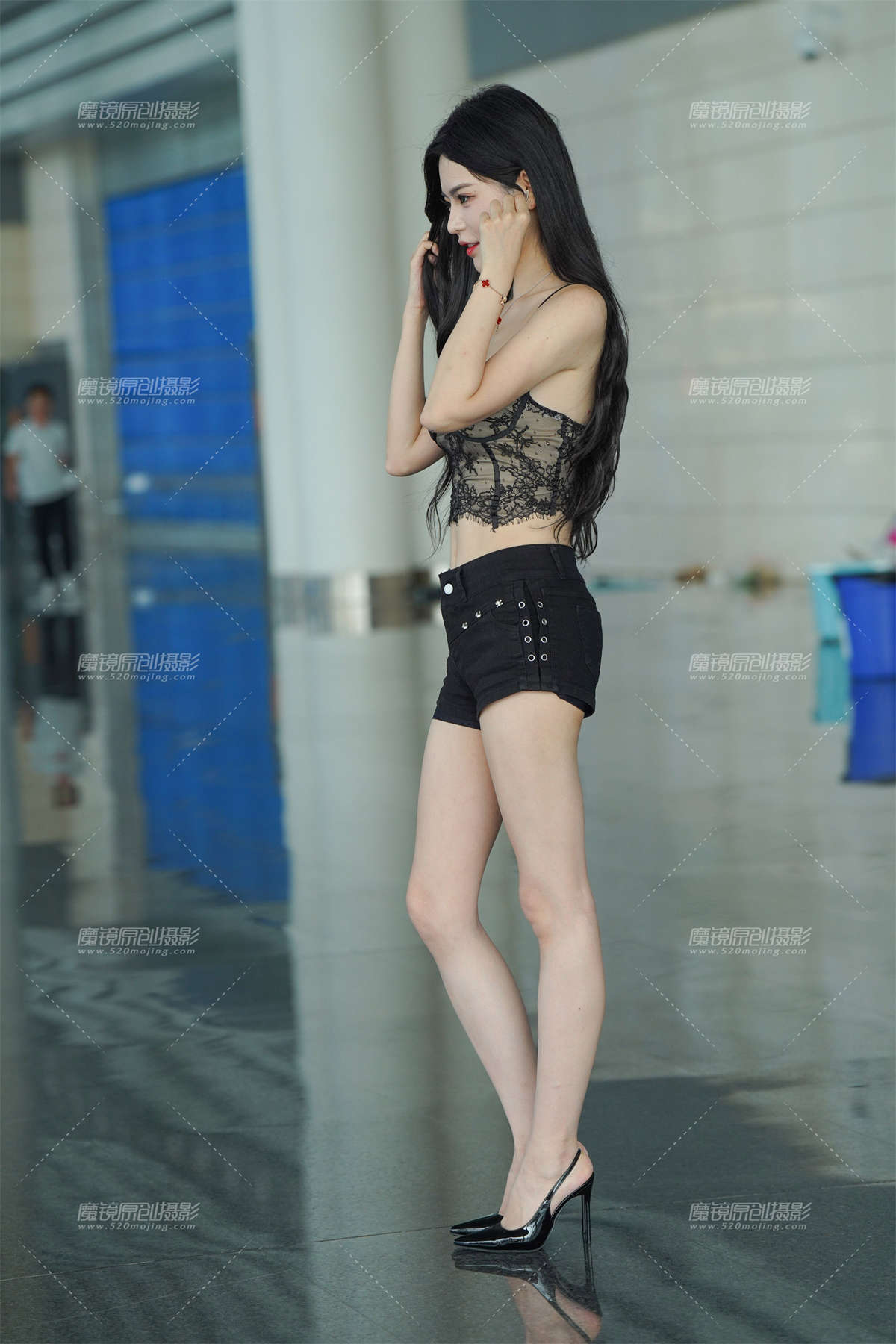 图片[2]-热裤长腿-日更街拍