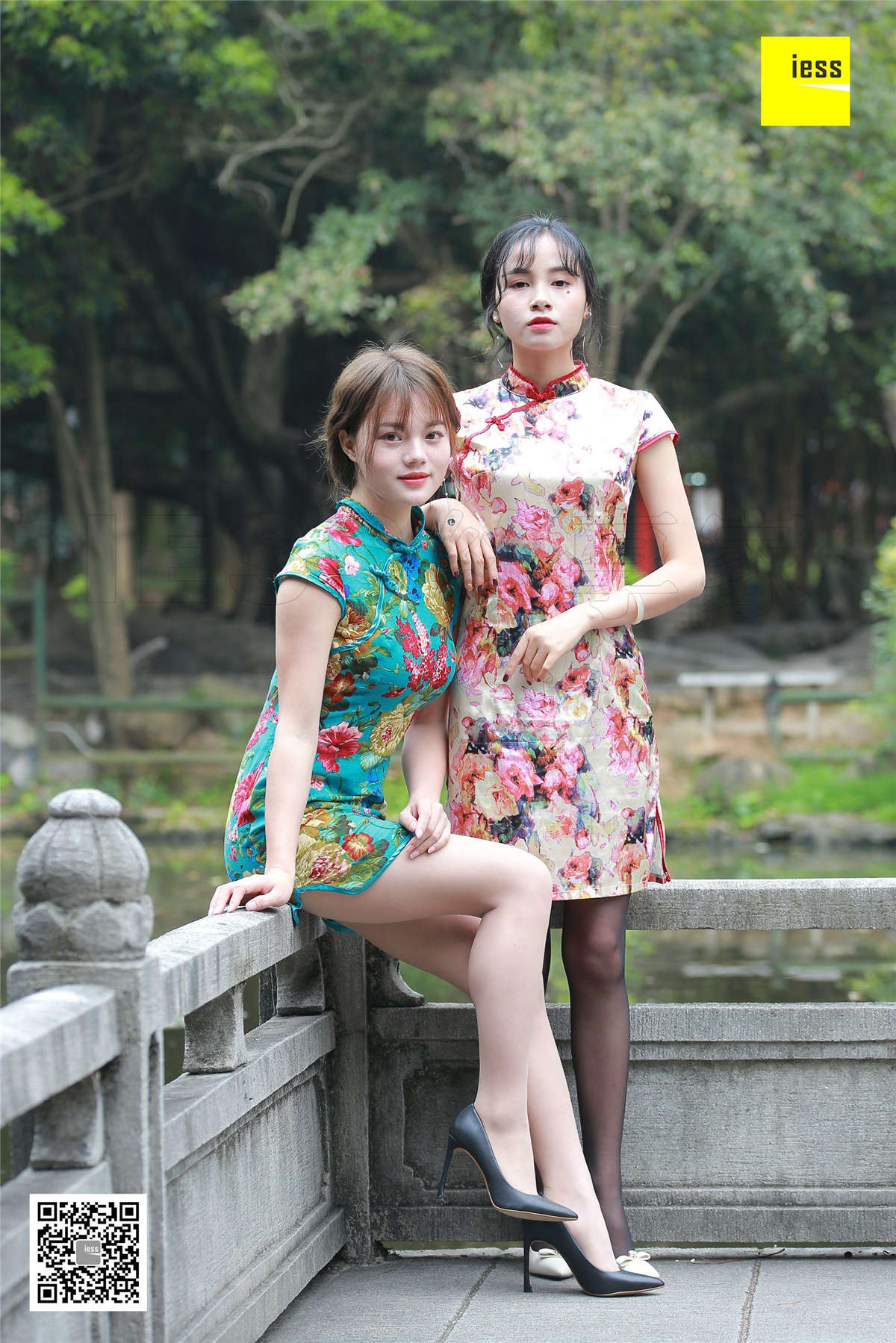 IESS异思趣向 魔鬼周三特刊12期 旗袍双生花 疏影&华华-日更街拍