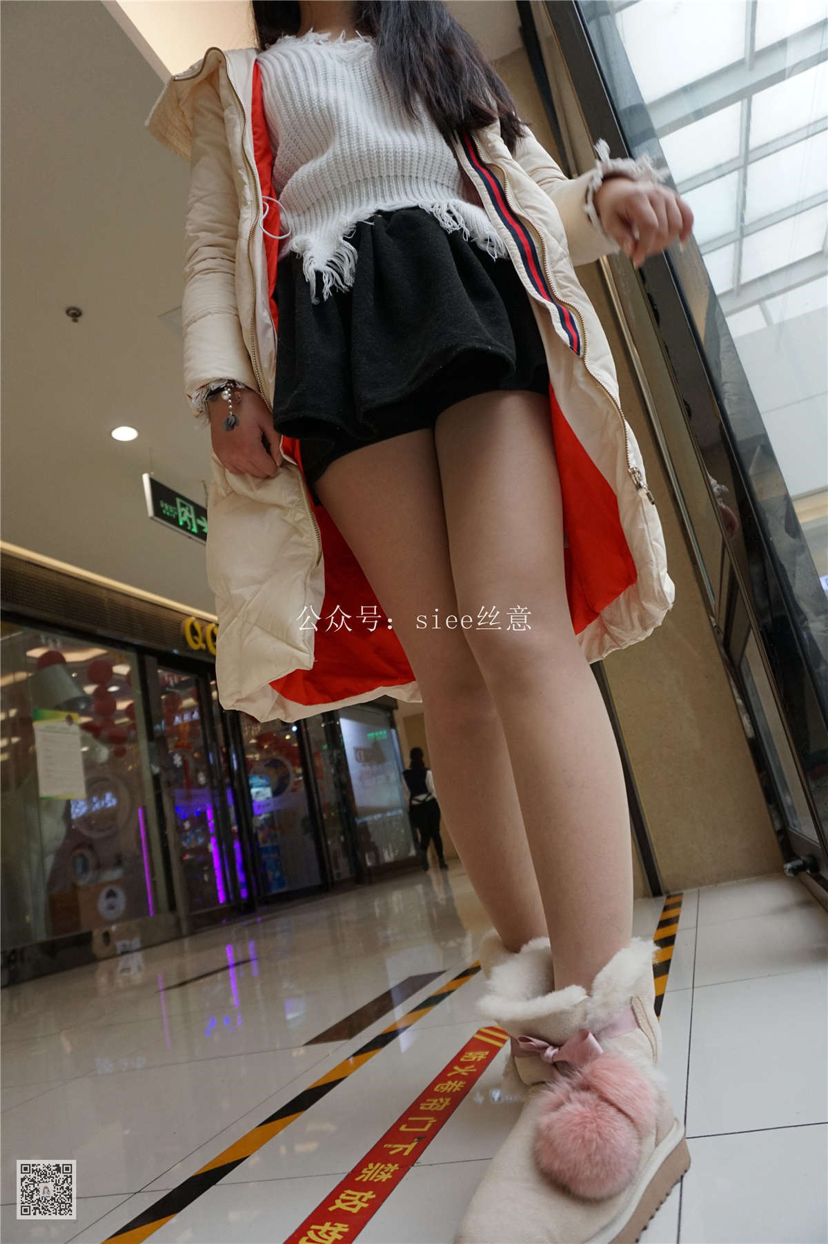 图片[2]-SIEE丝意 NO.041 曦曦 寒冬里的薄丝-日更街拍