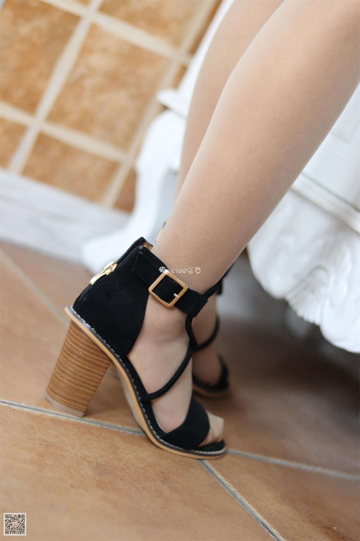 图片[2]-SIEE丝意 NO.070 安安 薄肉丝-日更街拍