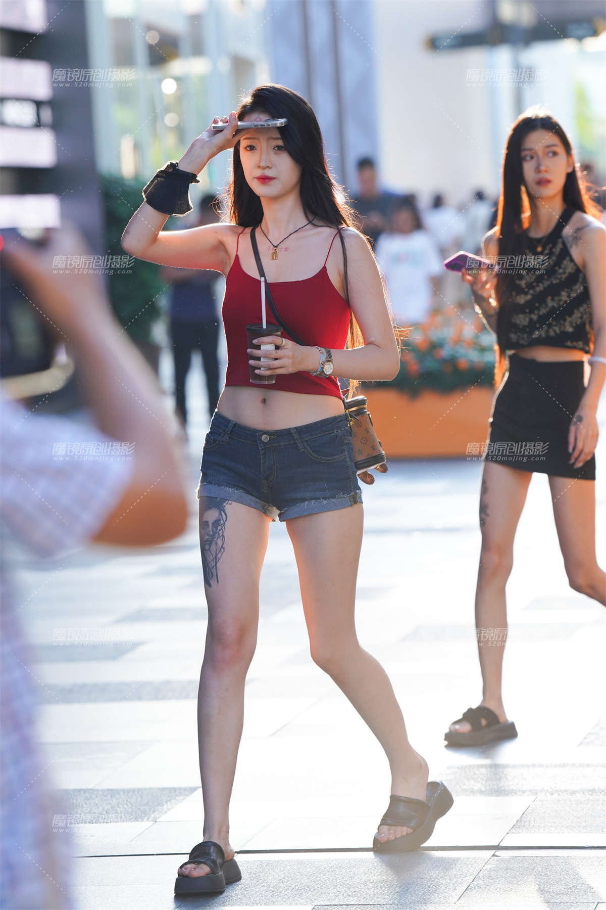 图片[2]-热裤长腿-日更街拍