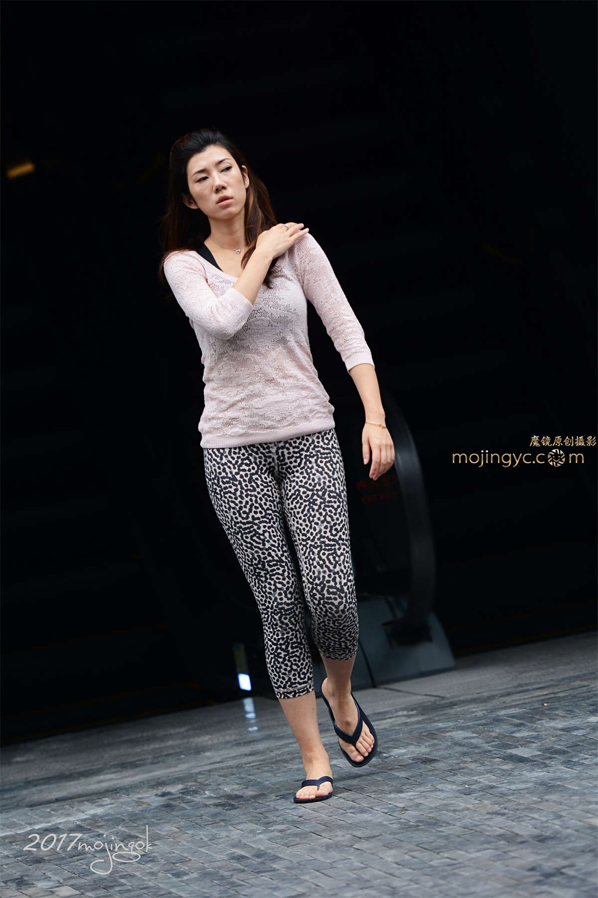 咔喳赛帖-豹纹瑜伽-日更街拍