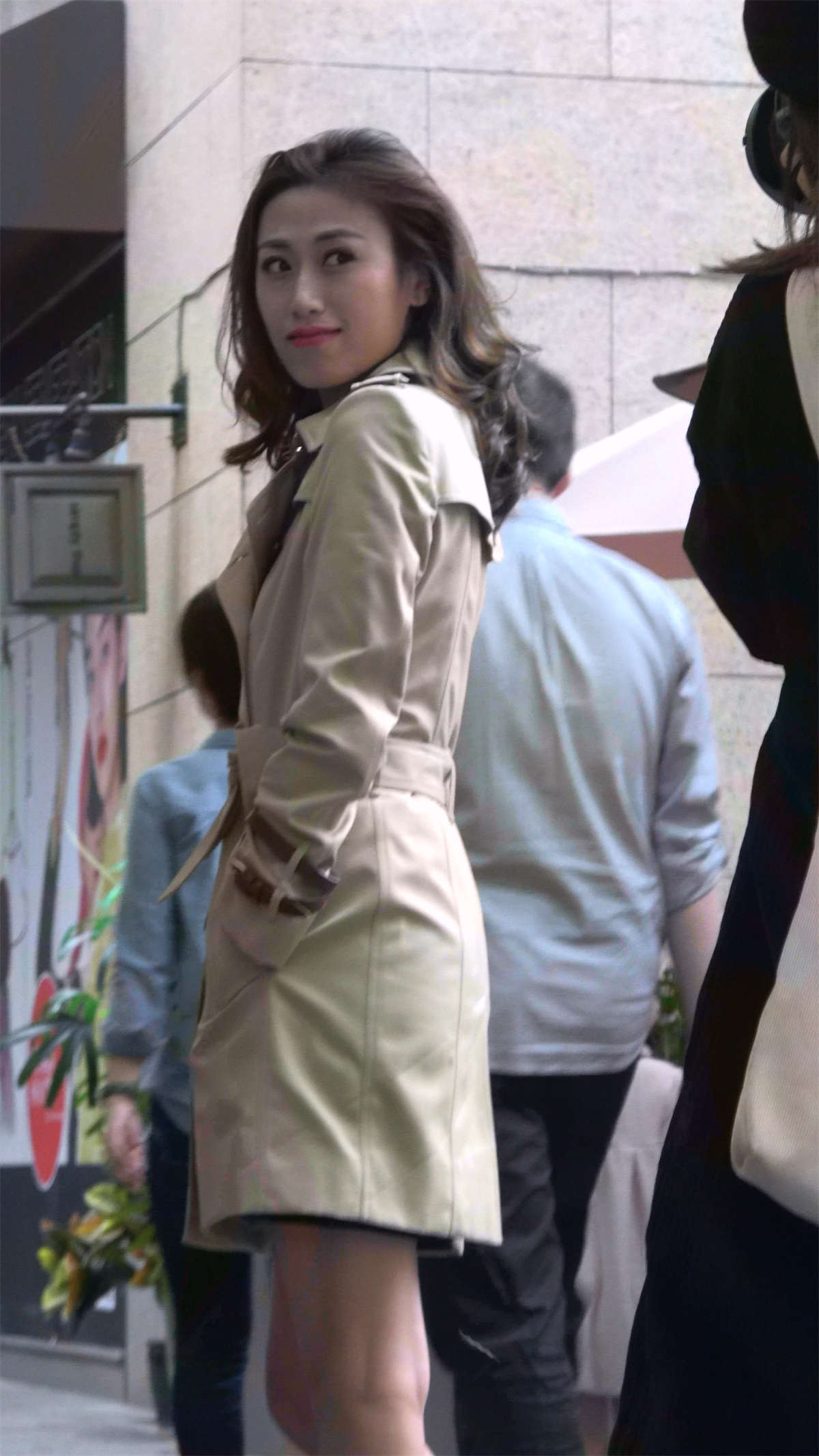 图片[2]-黑色高跟美腿苗条身材美女-日更街拍