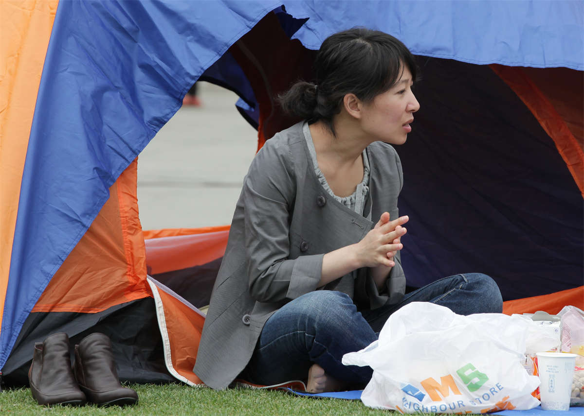 图片[2]-踏青公园街拍系列No.399 开春后就是短肉丝的天下，两组连发-日更街拍