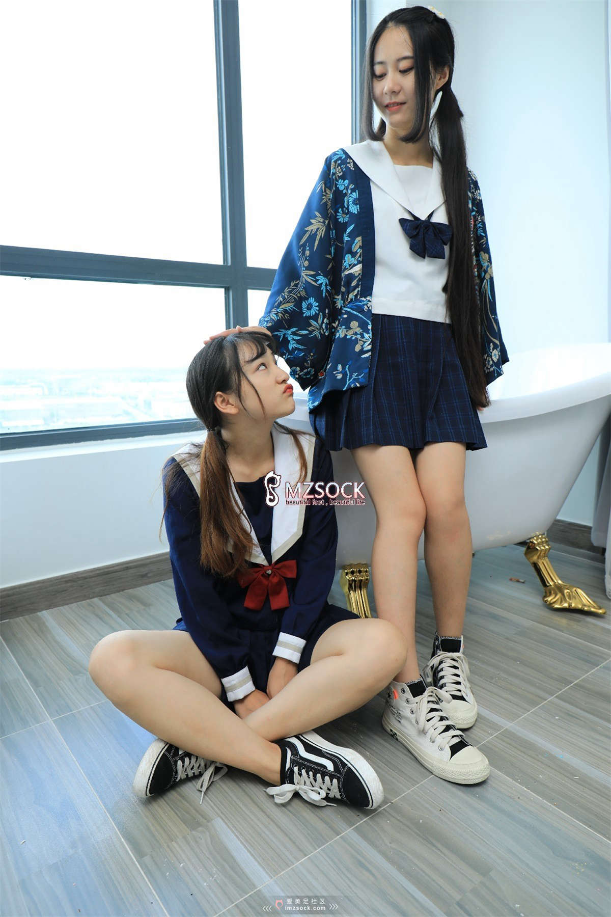 图片[2]-MZSOCK-2019 NO.053 果儿.雪雪-日更街拍