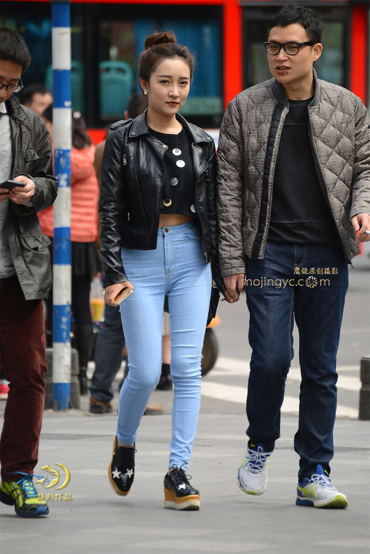 漂亮的蓝牛妹子-（14P）-日更街拍