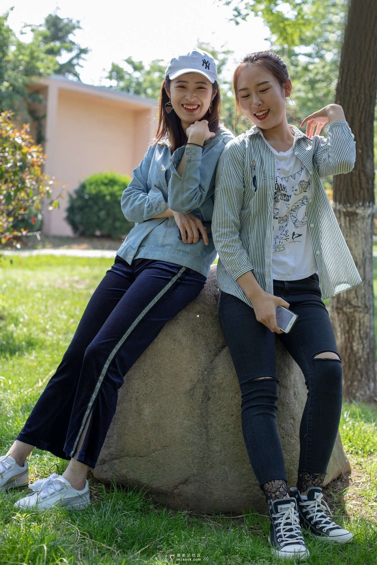 图片[2]-MZSOCK-2018 No.56 无所不谈的好闺蜜-日更街拍