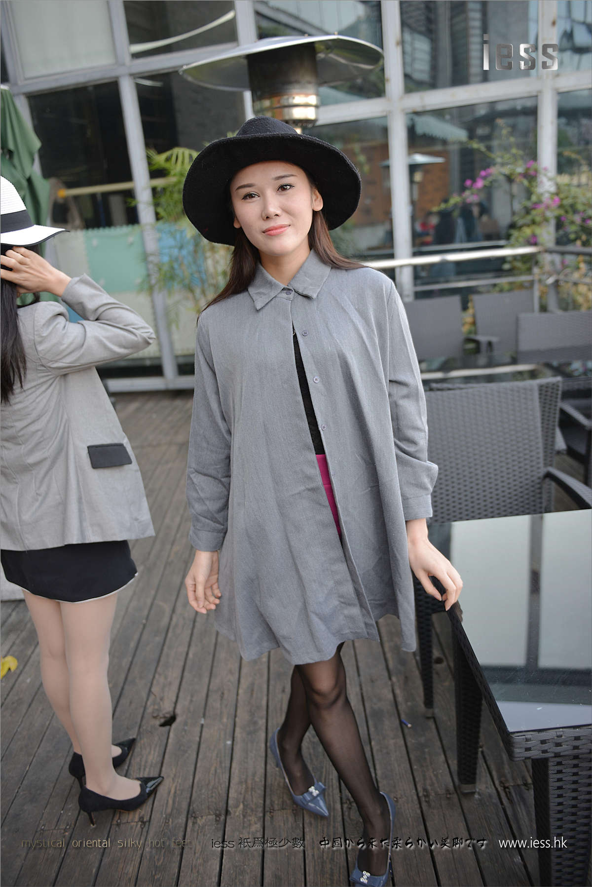 图片[2]-IESS异思趣向 丝足便当076期：黑白双生花1 肚皮舞练聪聪和…-日更街拍