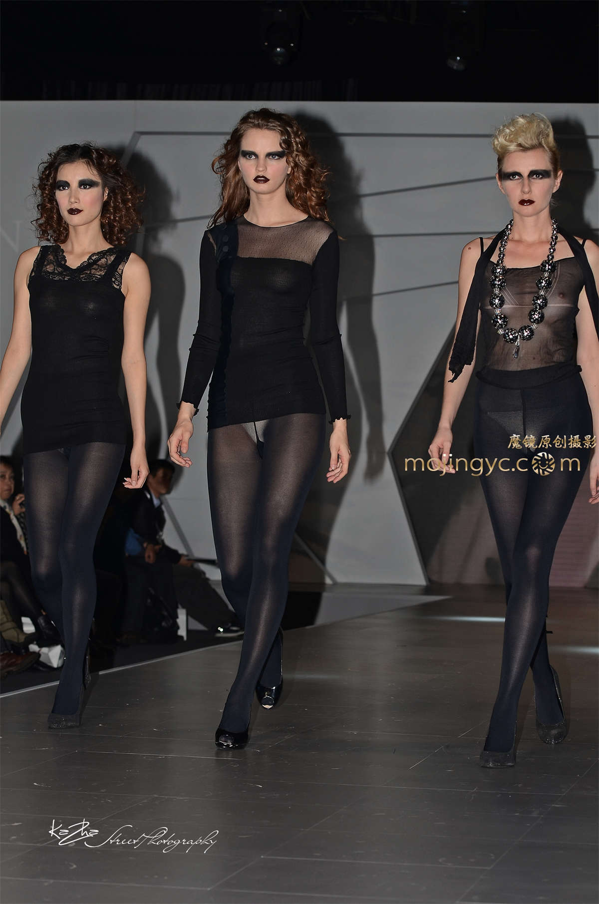 咔喳2016.12.04 街拍74 (15p)-日更街拍