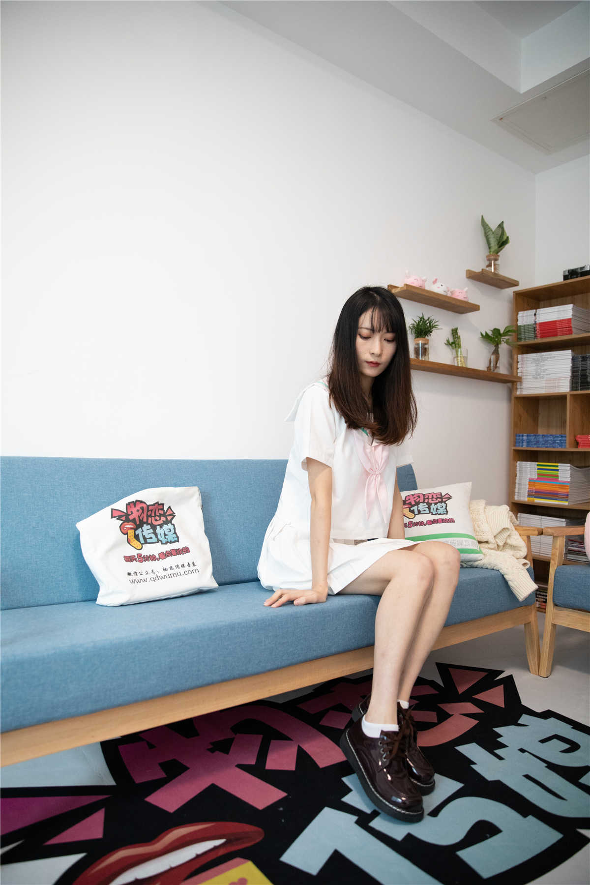 图片[2]-物恋传媒 NO.570期： 猫耳-金色的心-日更街拍