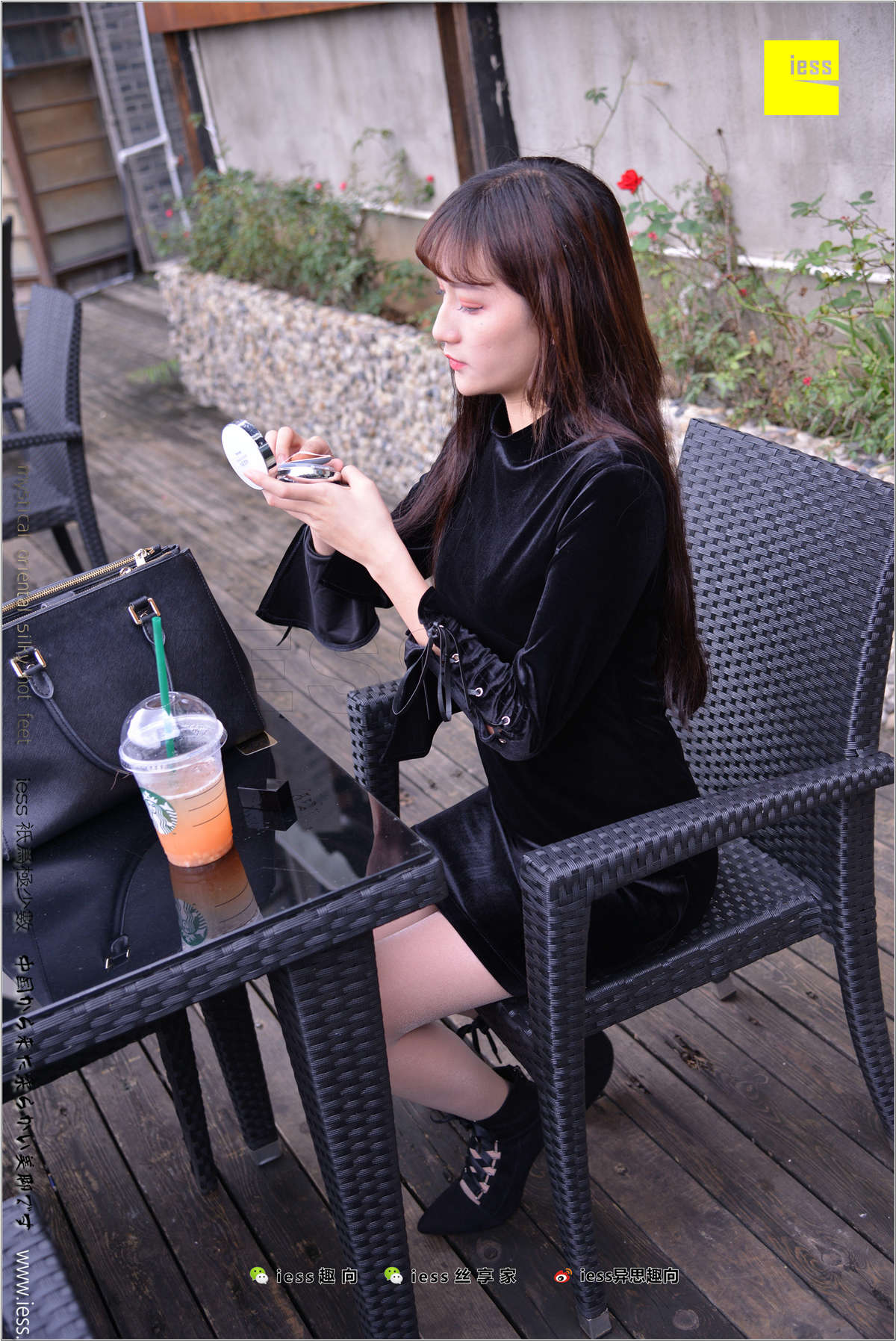 IESS异思趣向 丝足便当199期：颜值即正义 潇潇-日更街拍