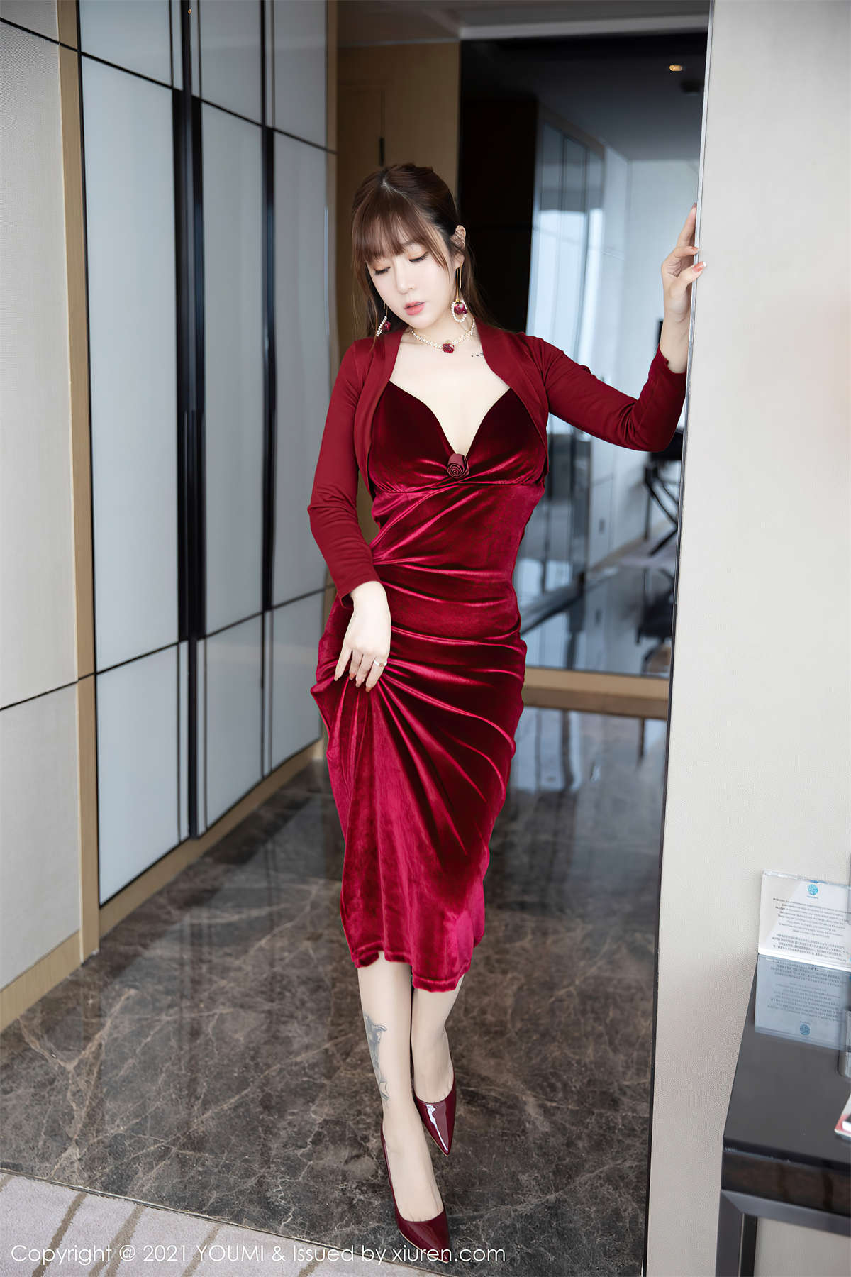 图片[2]-YouMi尤蜜荟 2021.01.13 VOL.588 王雨纯-日更街拍