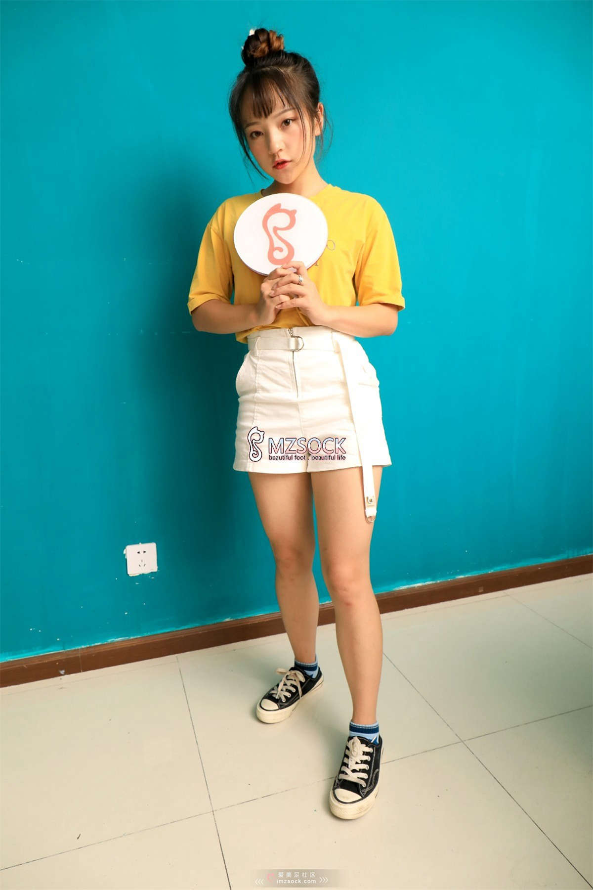 图片[2]-MZSOCK-2019 NO.057 果儿-日更街拍