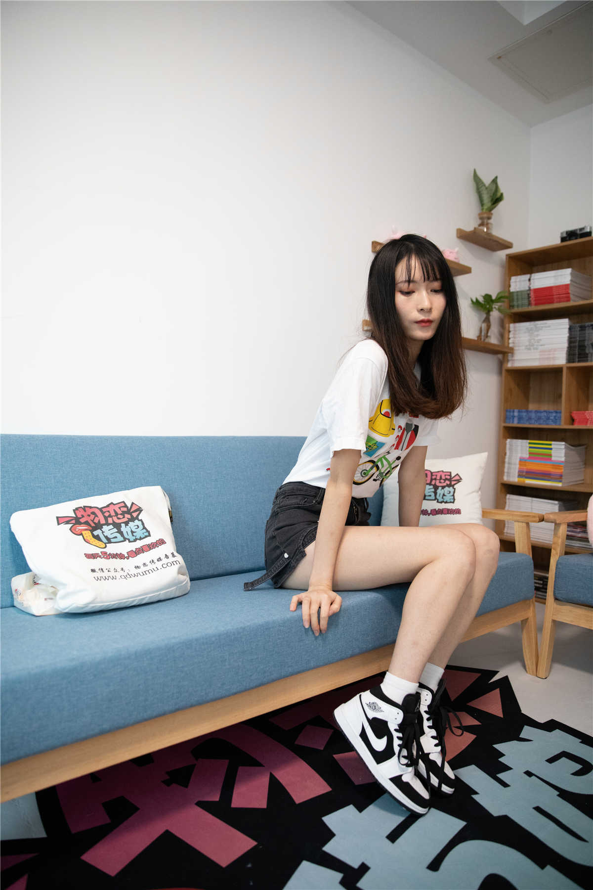 物恋传媒 NO.571期： 猫耳-泡沫之夏-日更街拍