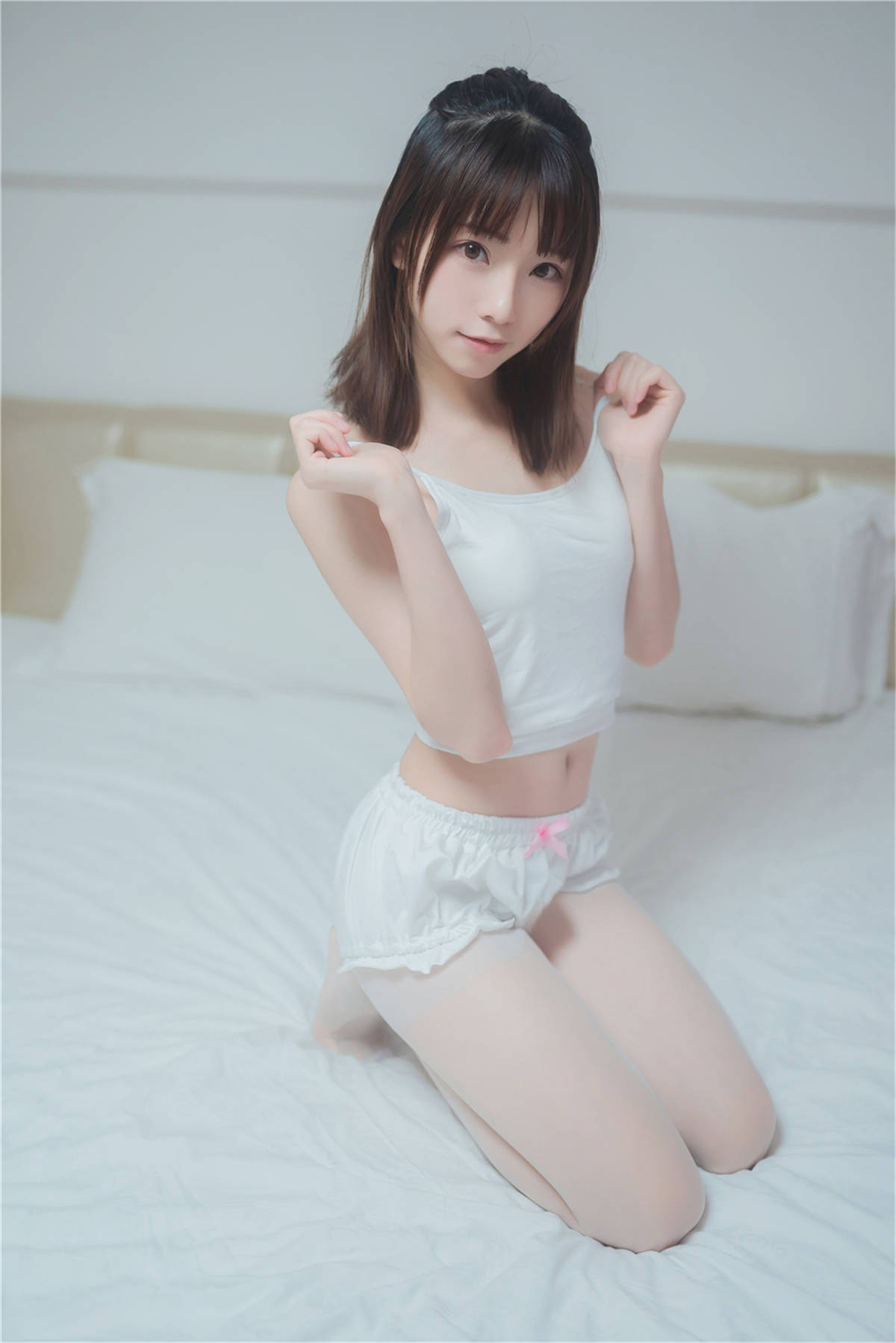 图片[2]-动漫Cos博主-绮太郎Kitaro 白丝套装-日更街拍