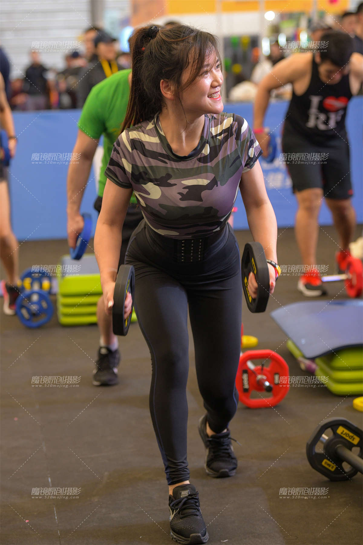 【补档】台上台下做运动-日更街拍