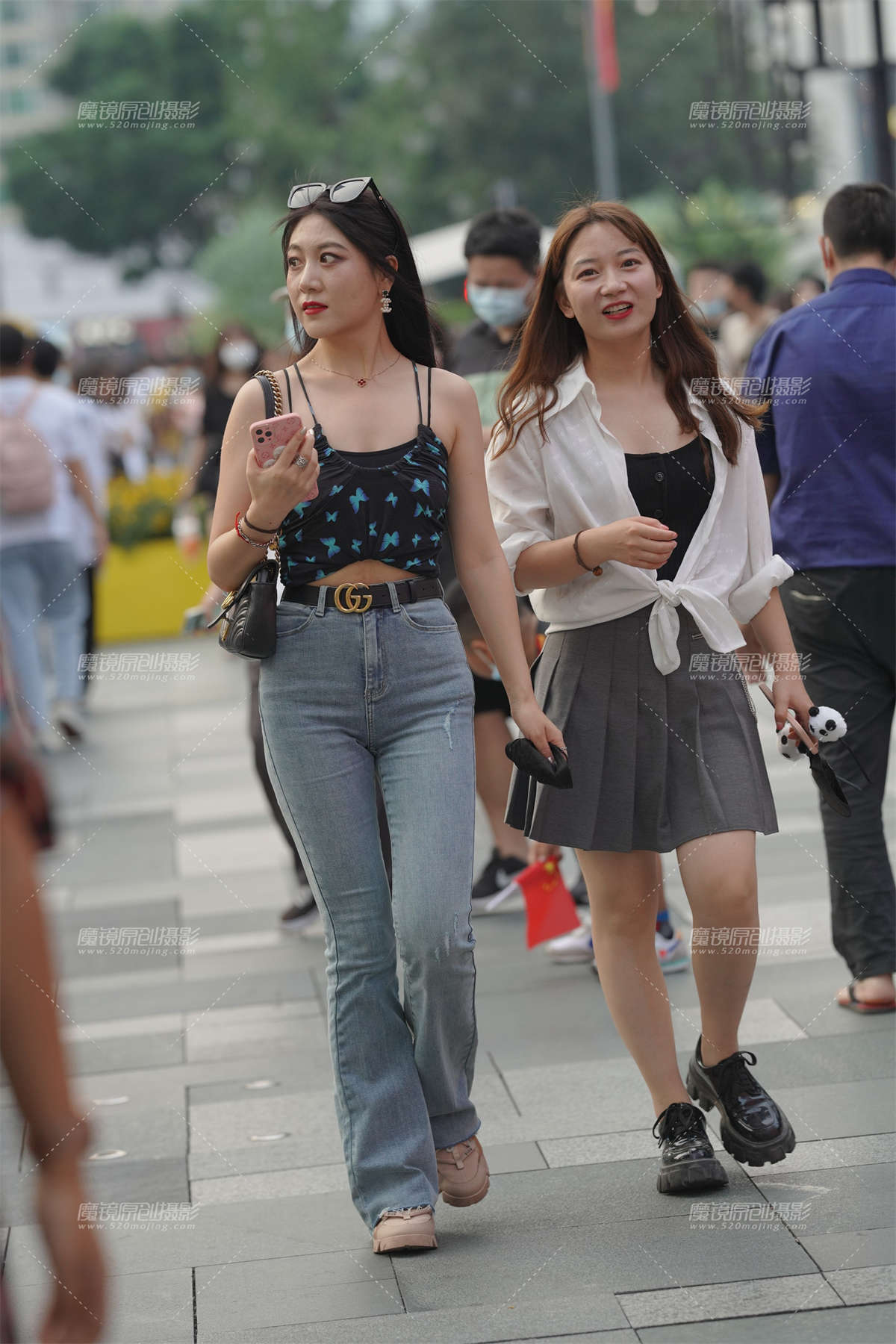 紧牛小姐姐 身材真美好-日更街拍