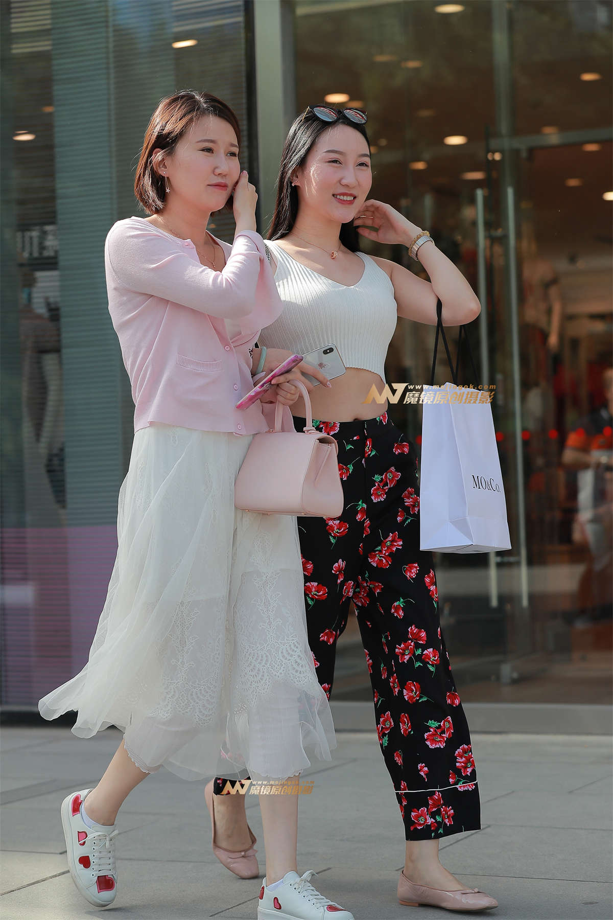 【街拍之魂赛帖】B33、微微一笑 悦目佳人-日更街拍