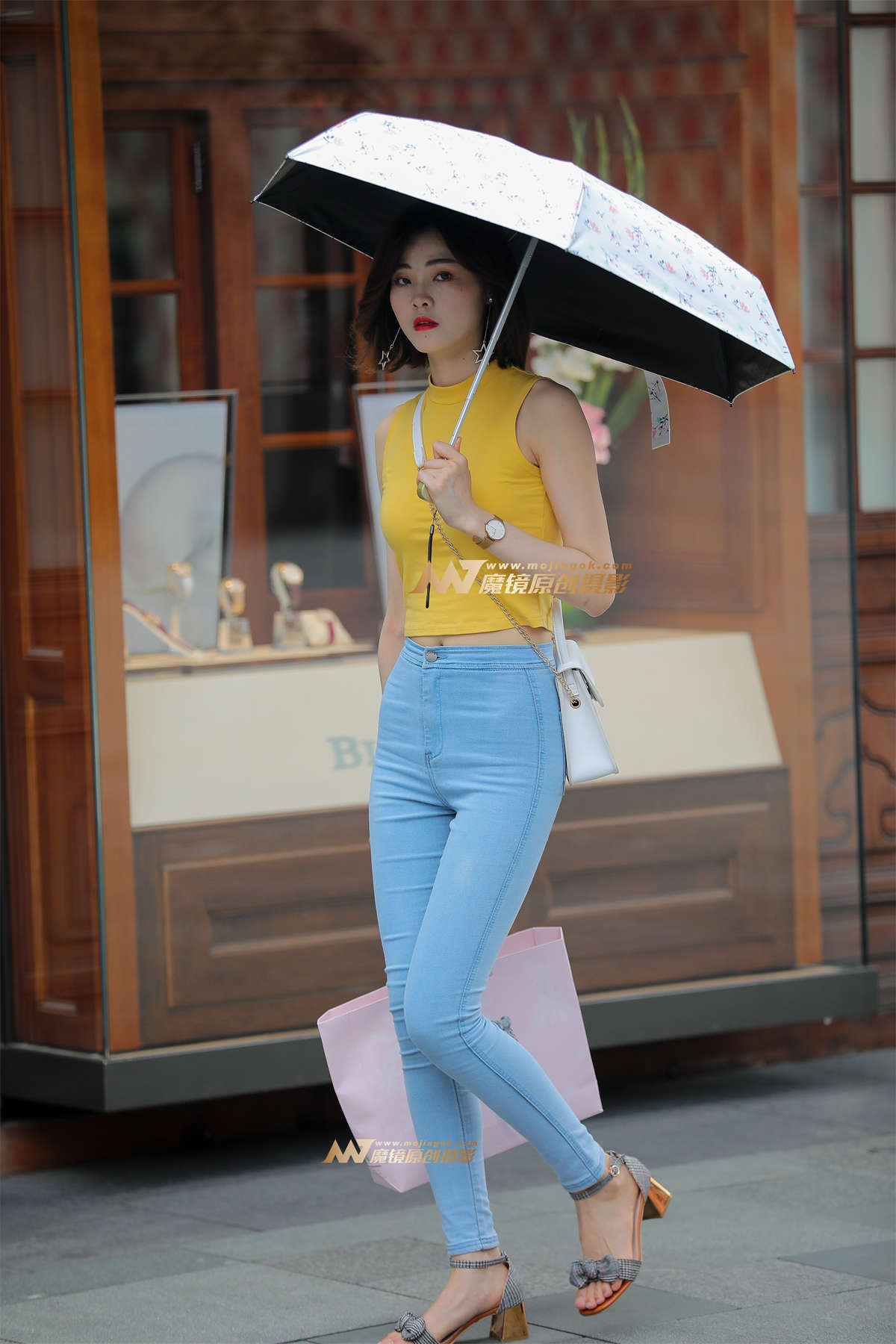 【凯恩赛贴】长腿气质甜美女孩-日更街拍