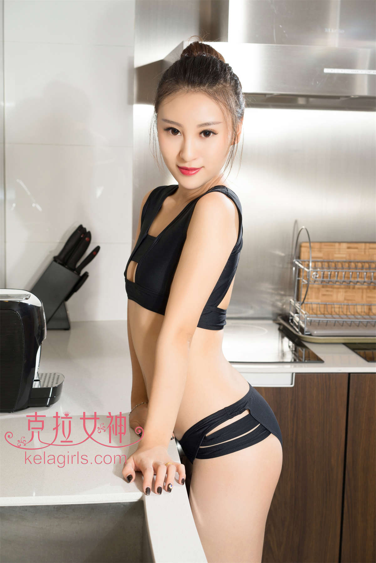 Kelagirls克拉女神 2017.07.08 素素 厨房芭蕾舞-日更街拍