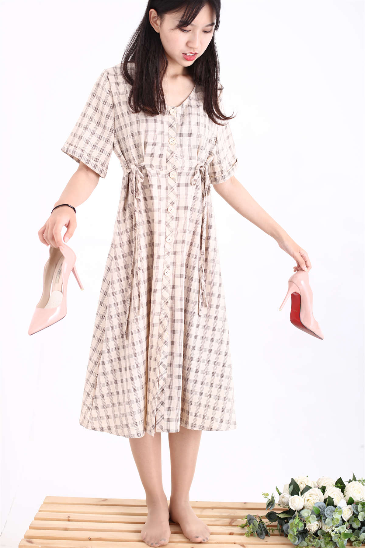 奈丝写真 NO.128 小橙子-80年代的复古衬衫裙-日更街拍