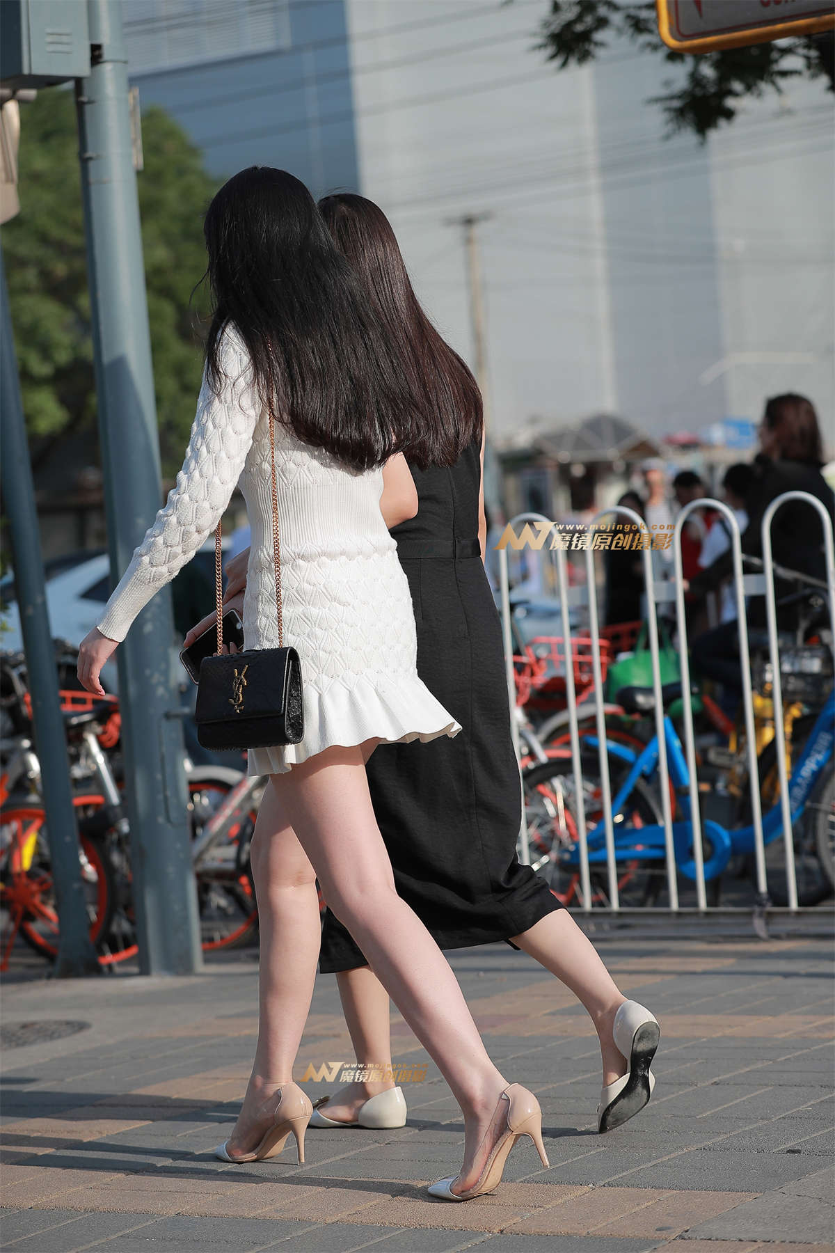 图片[2]-【街拍之魂赛帖】B36、给我一个微笑就够了-日更街拍