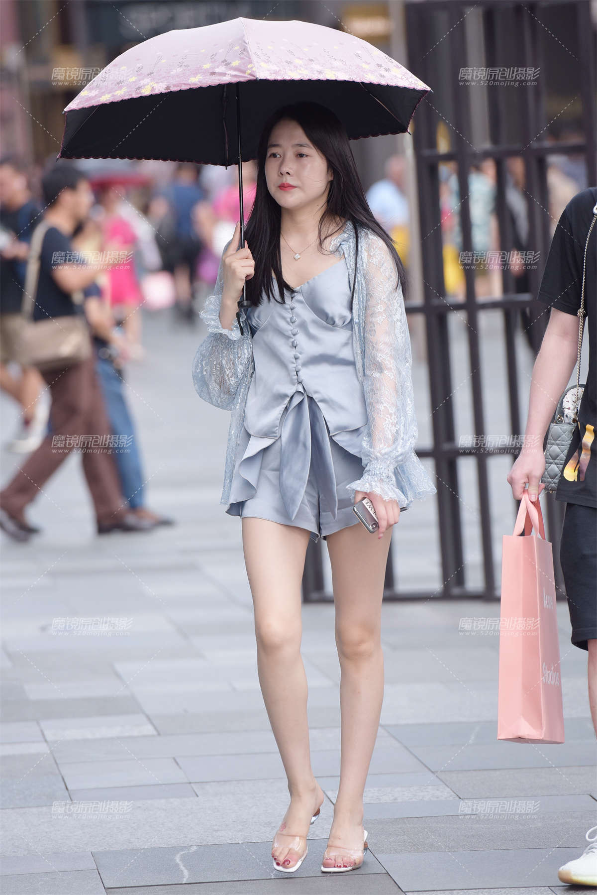 天气好热啊-日更街拍