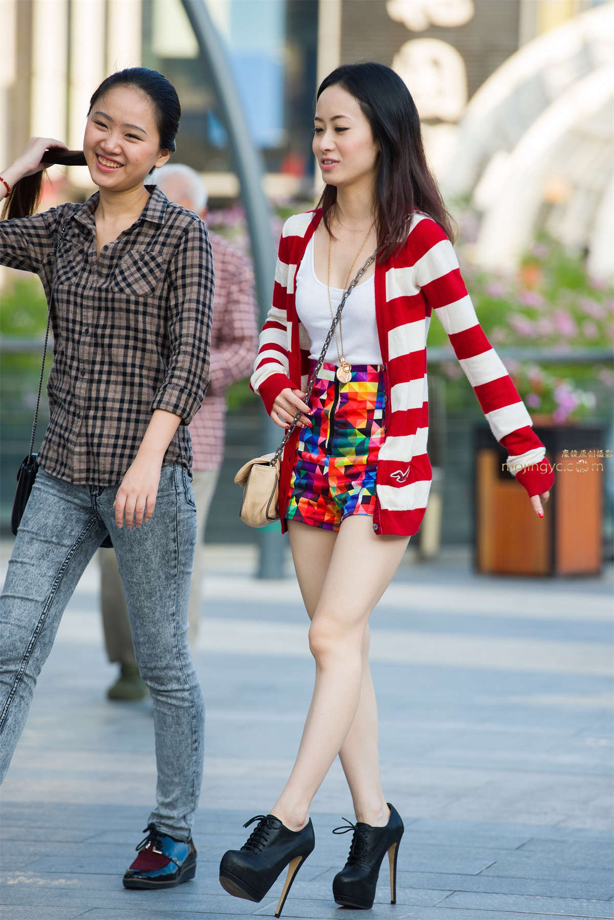 图片[2]-热裤，裸腿，超高跟-日更街拍