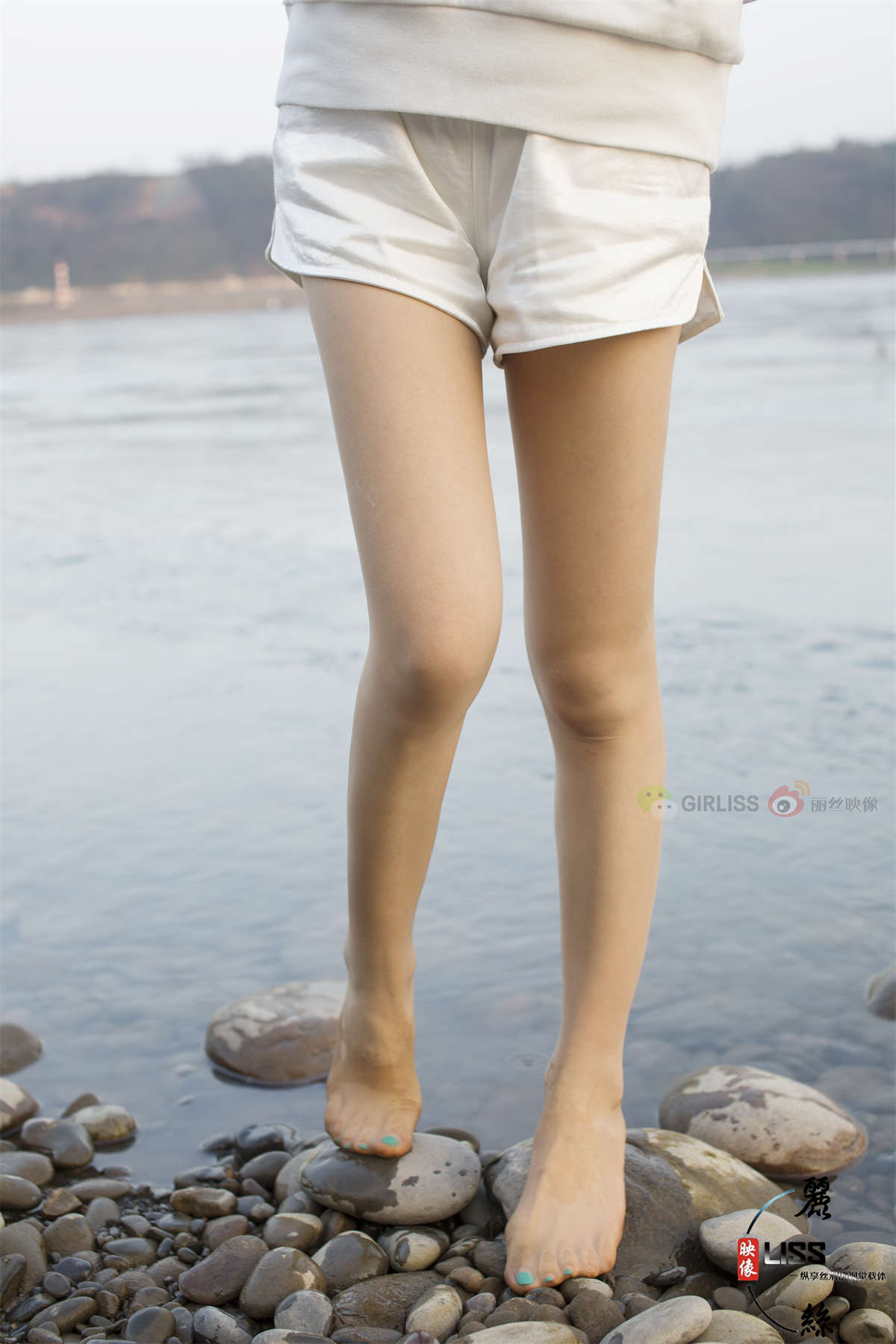 LISS丽丝映像 NO.100 芬达-日更街拍